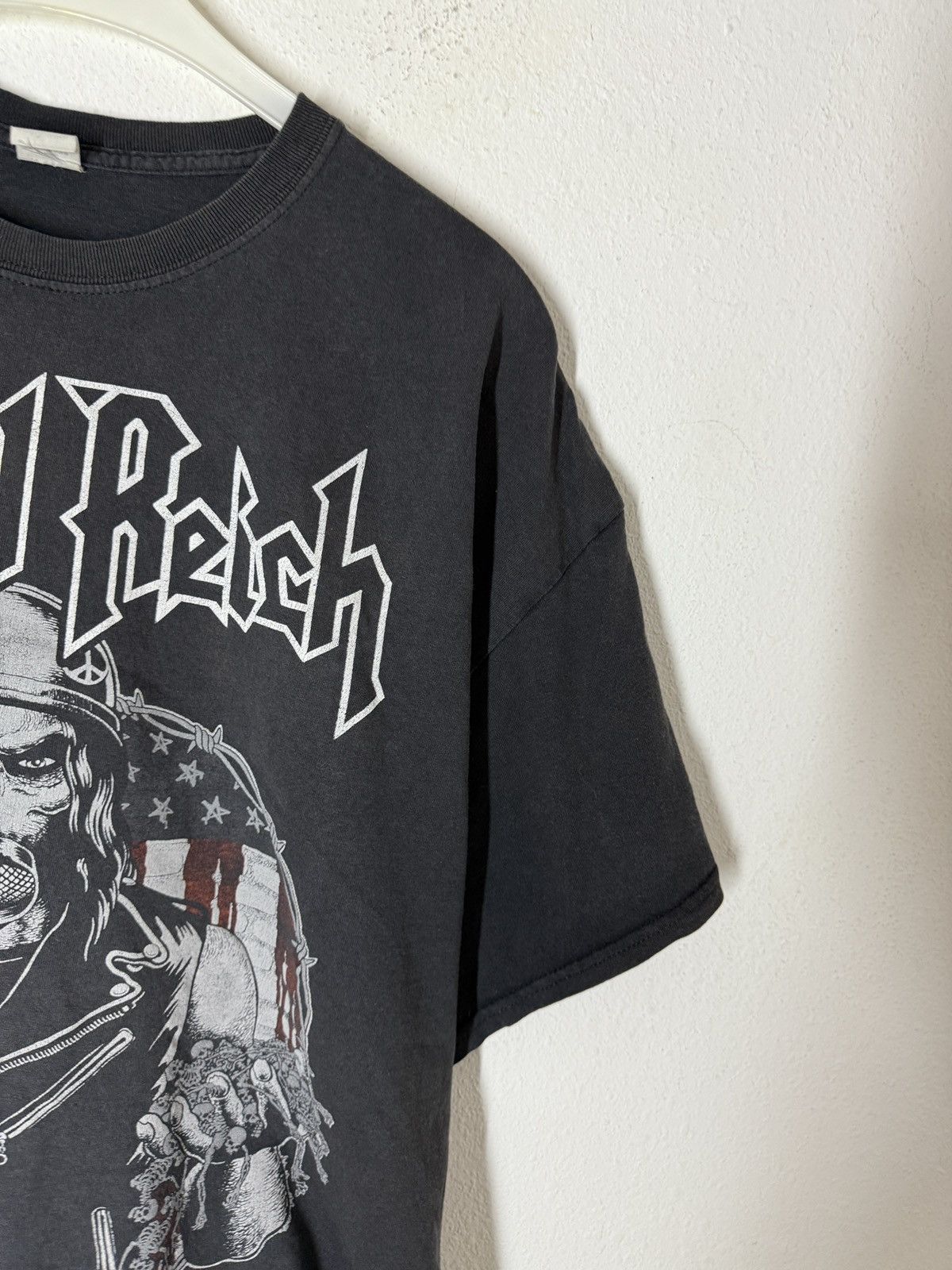 Band Tees Sacred reich 30 years of ignorance T shtirt Tour Size US XXL / EU 58 / 5 - 3 Thumbnail