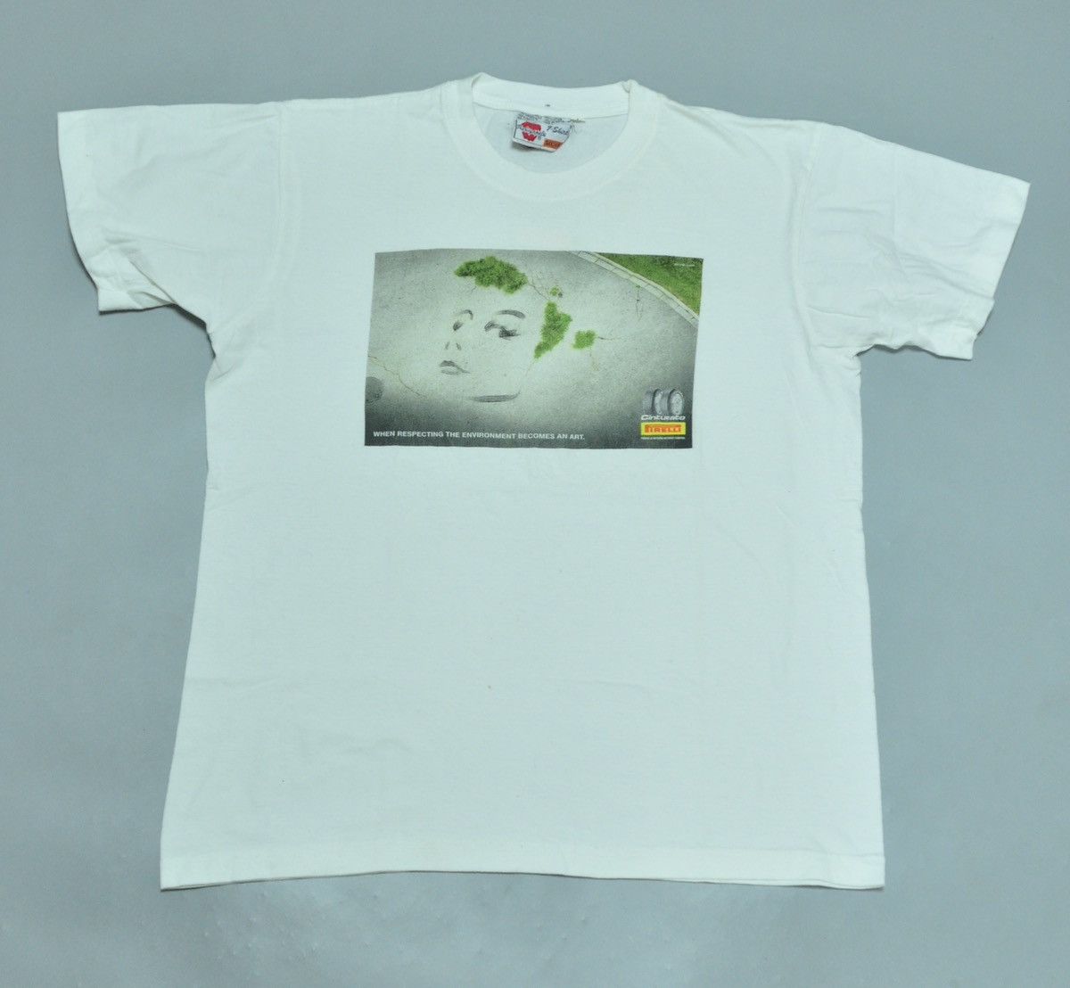 Vintage Vintage Pirelli Racing T shirt Size US M / EU 48-50 / 2 - 2 Thumbnail