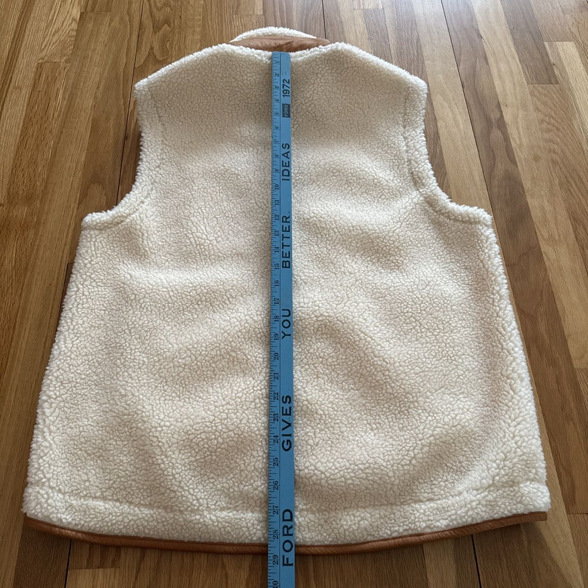 Orvis Leather Trim Pile Fleece Sherpa Vest