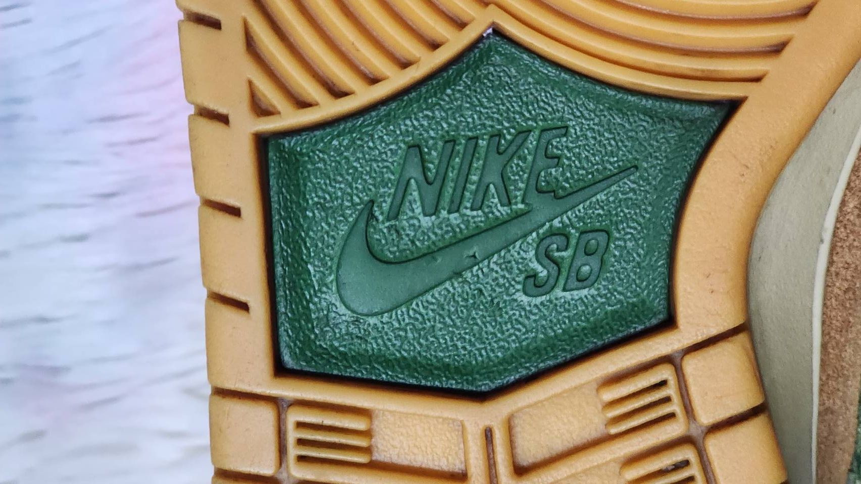 Nike Nike Sb Dunk Low Safari Size US 9 / EU 42 - 12 Thumbnail