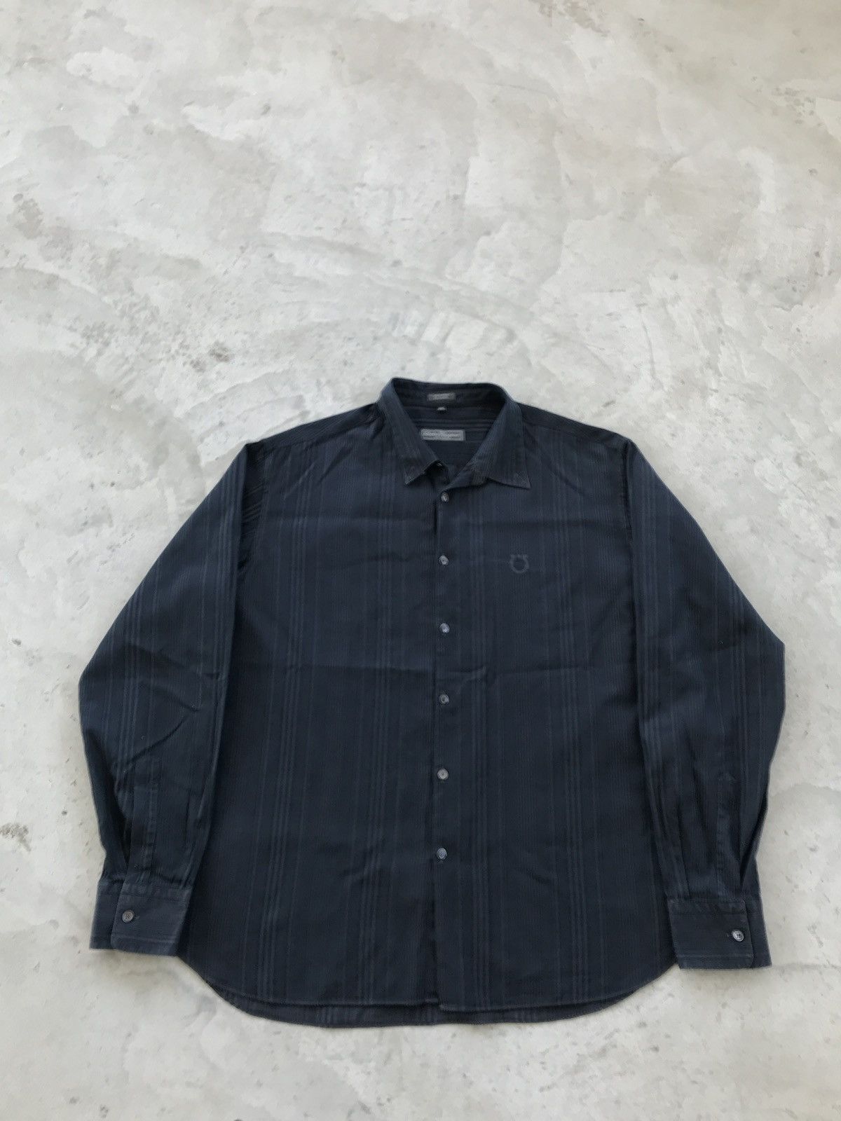 Salvatore Ferragamo Vintage Shirt Salvatore Ferragamo Button Up Embroiled Logo Size US XL / EU 56 / 4 - 1 Thumbnail