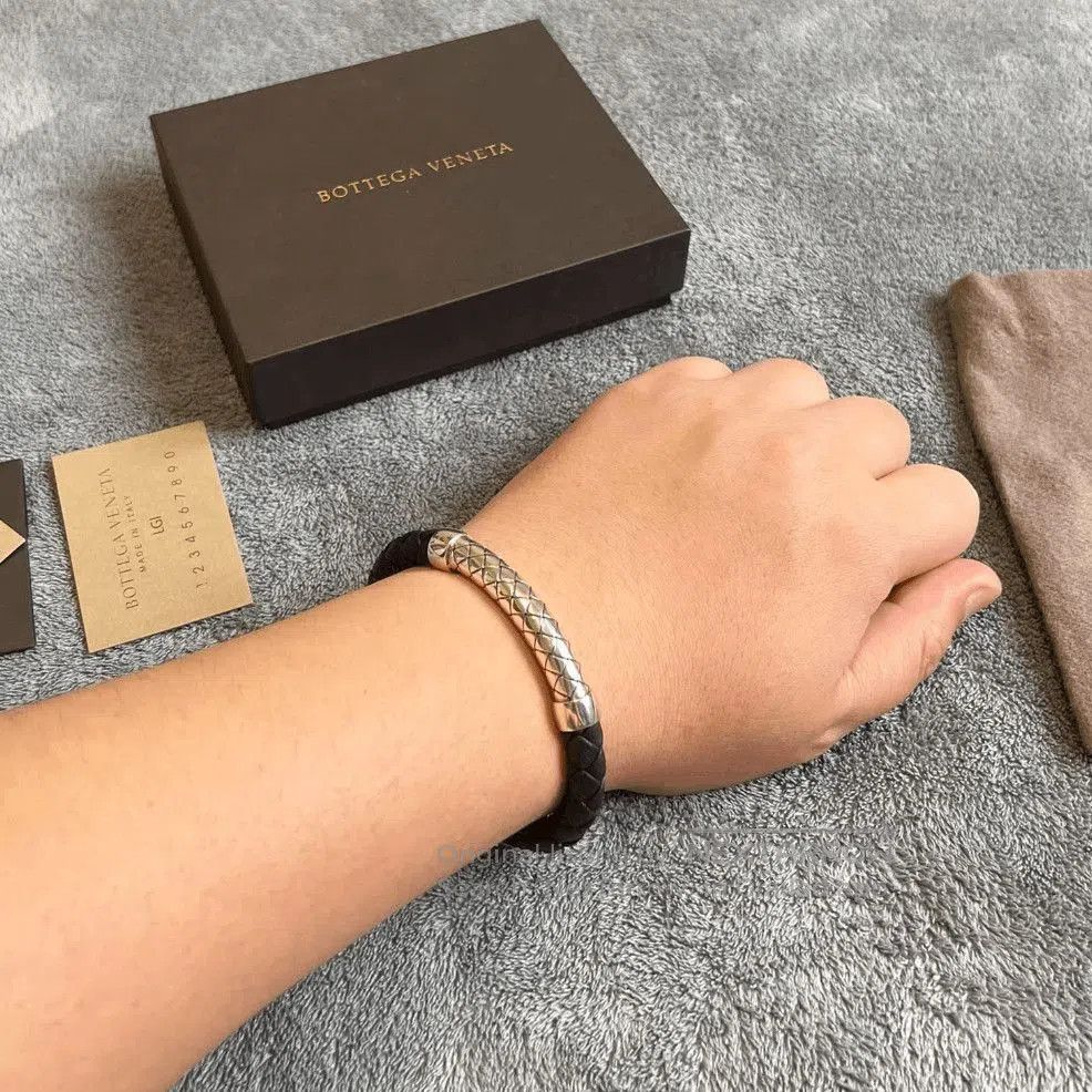 Bottega Veneta Bottega Veneta Leather Woven Joint Silver Bracelet. Size ONE SIZE - 5 Thumbnail