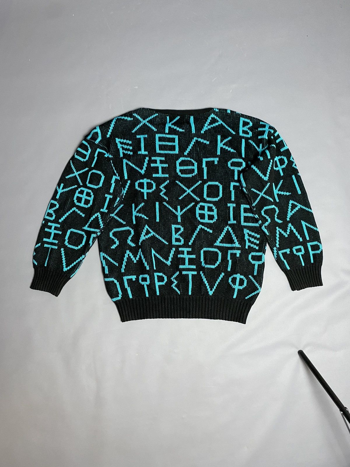 Other Vintage IN DESIGN Abstract Alphabet Acrylic Sweater USA Sz L Size US L / EU 52-54 / 3 - 2 Thumbnail
