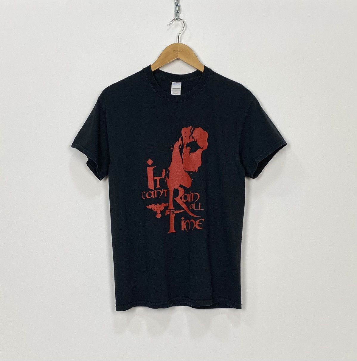 Designer × Gildan The Crow Movie “It Can’t Rain All The Time” T-Shirt M Black Size US M / EU 48-50 / 2 - 1 Thumbnail