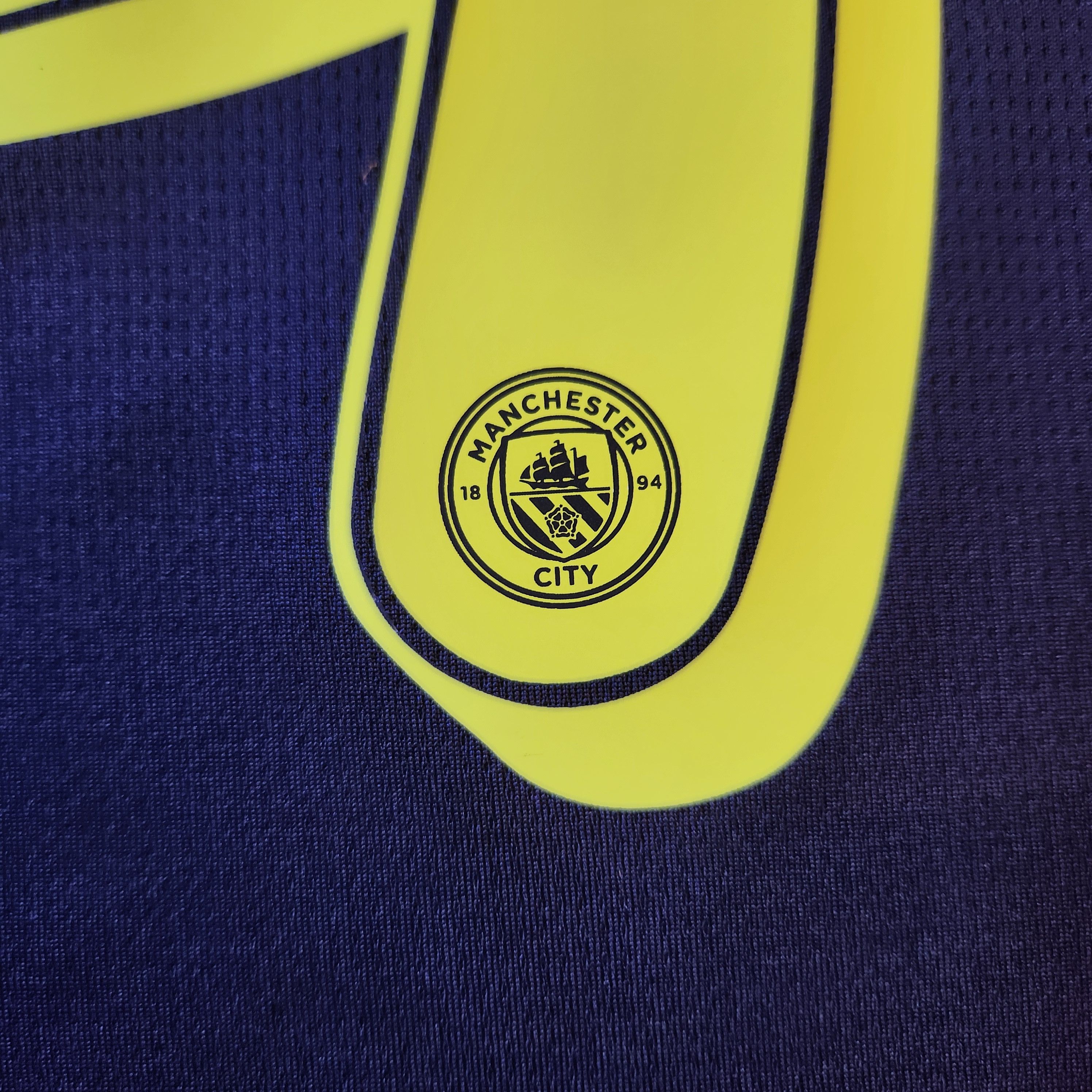 Puma Authentic Manchester City FODEN 2024-2025 24/25 Away Carabao Size US M / EU 48-50 / 2 - 5 Thumbnail