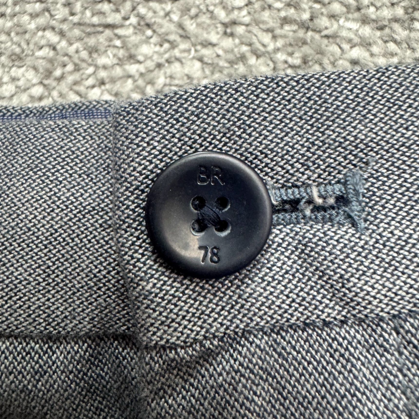 Banana Republic Banana Republic Kentfield Cotton Dress Pants Mens 33x30 Gray Straight Leg Career Size US 33 - 4 Thumbnail