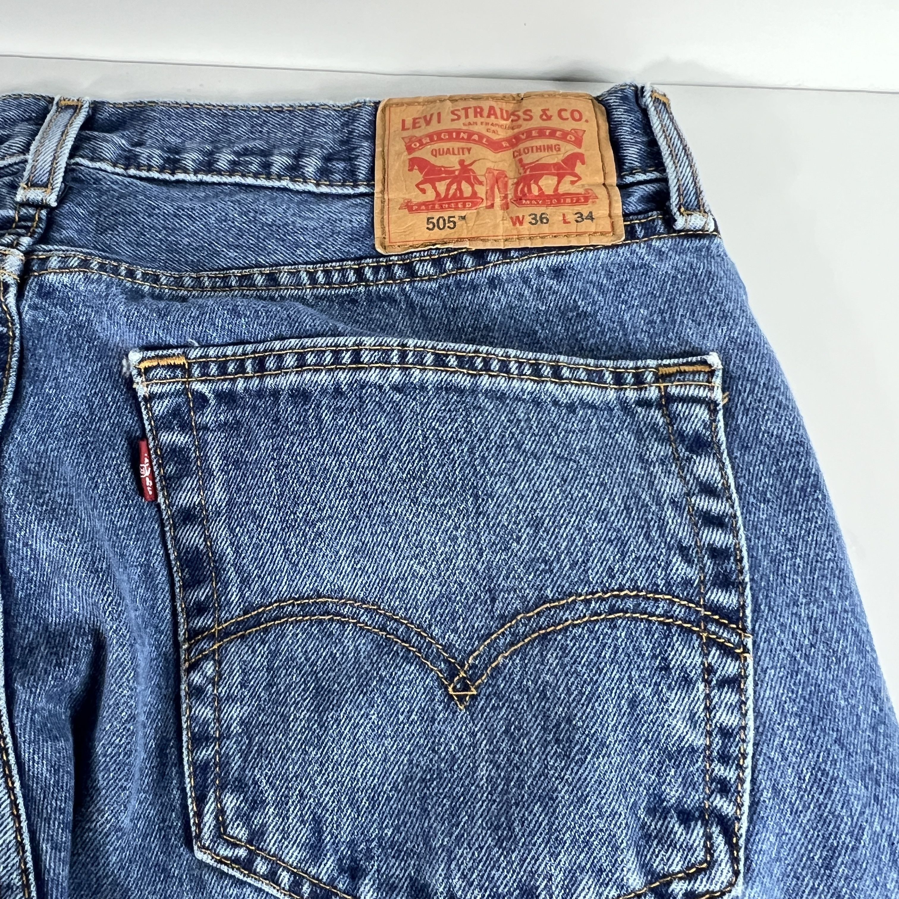 Levi's Levi's Jeans 505 Regular Straight Blue Faded Cotton Denim Size US 36 / EU 52 - 15 Thumbnail