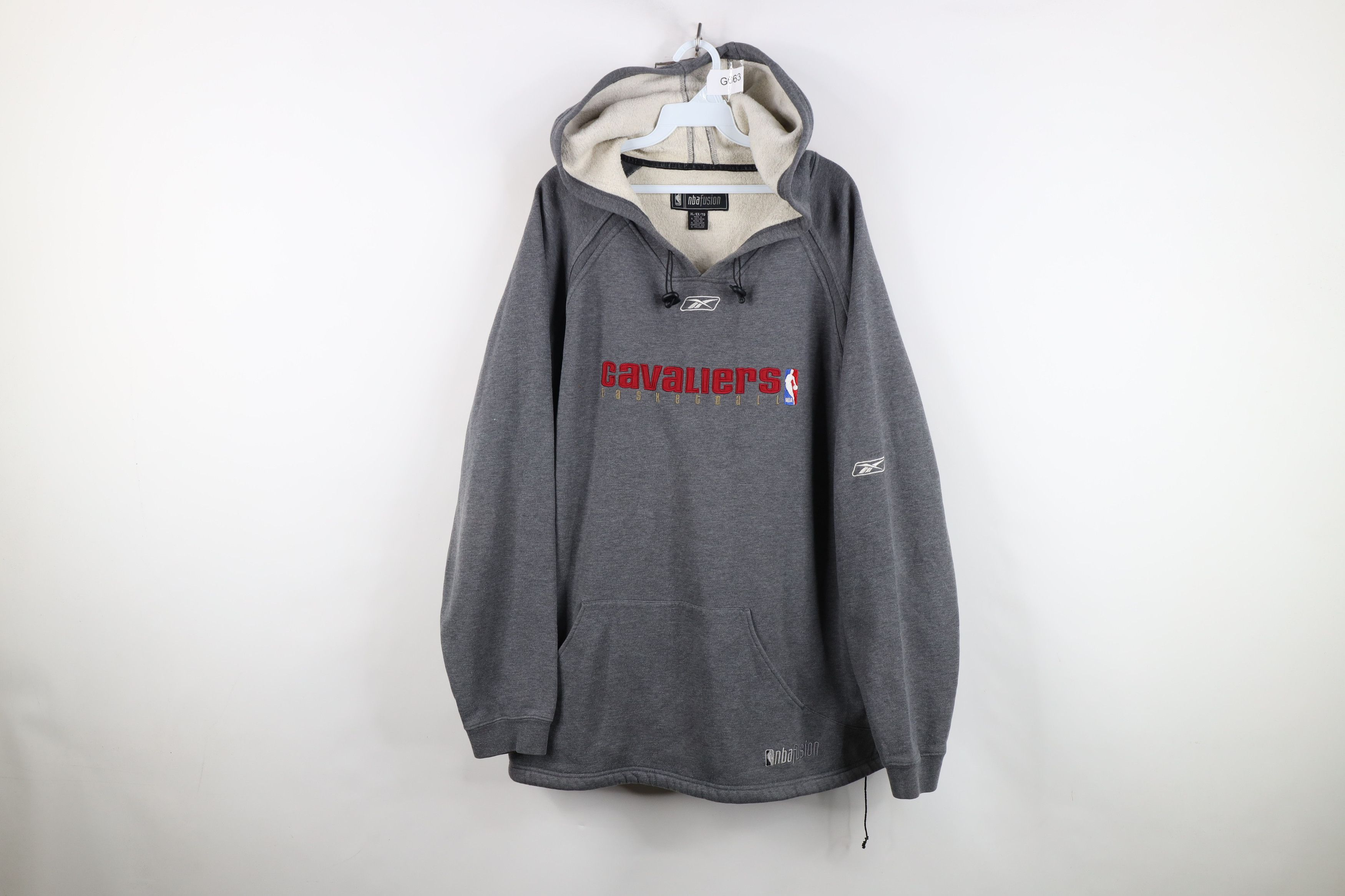 Reebok Vintage Reebok Fit Cleveland Cavaliers Basketball Hoodie Size US XL / EU 56 / 4 - 1 Thumbnail