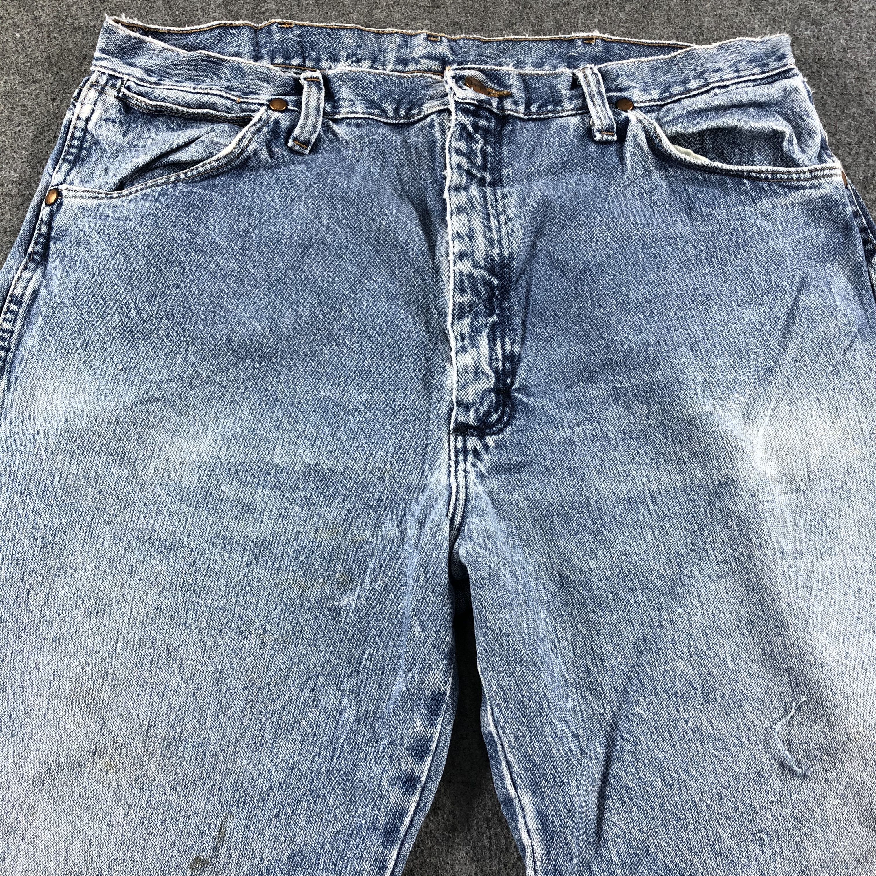Vintage Vintage Blue Wash Wrangler Jeans-J2507 Size US 35 - 3 Thumbnail