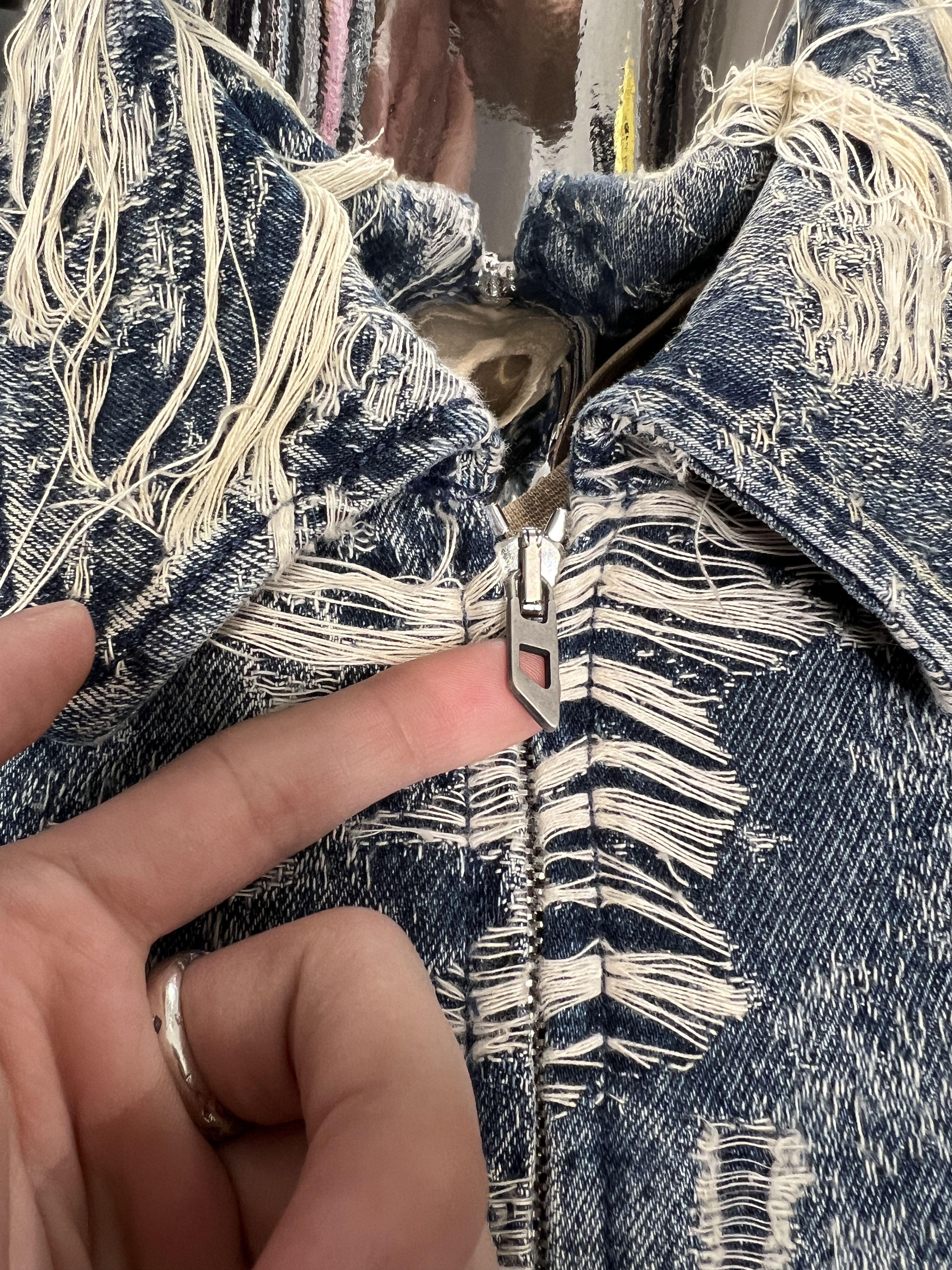 Diesel Diesel distressed denim jacket D-Ivar Size US S / EU 44-46 / 1 - 7 Thumbnail