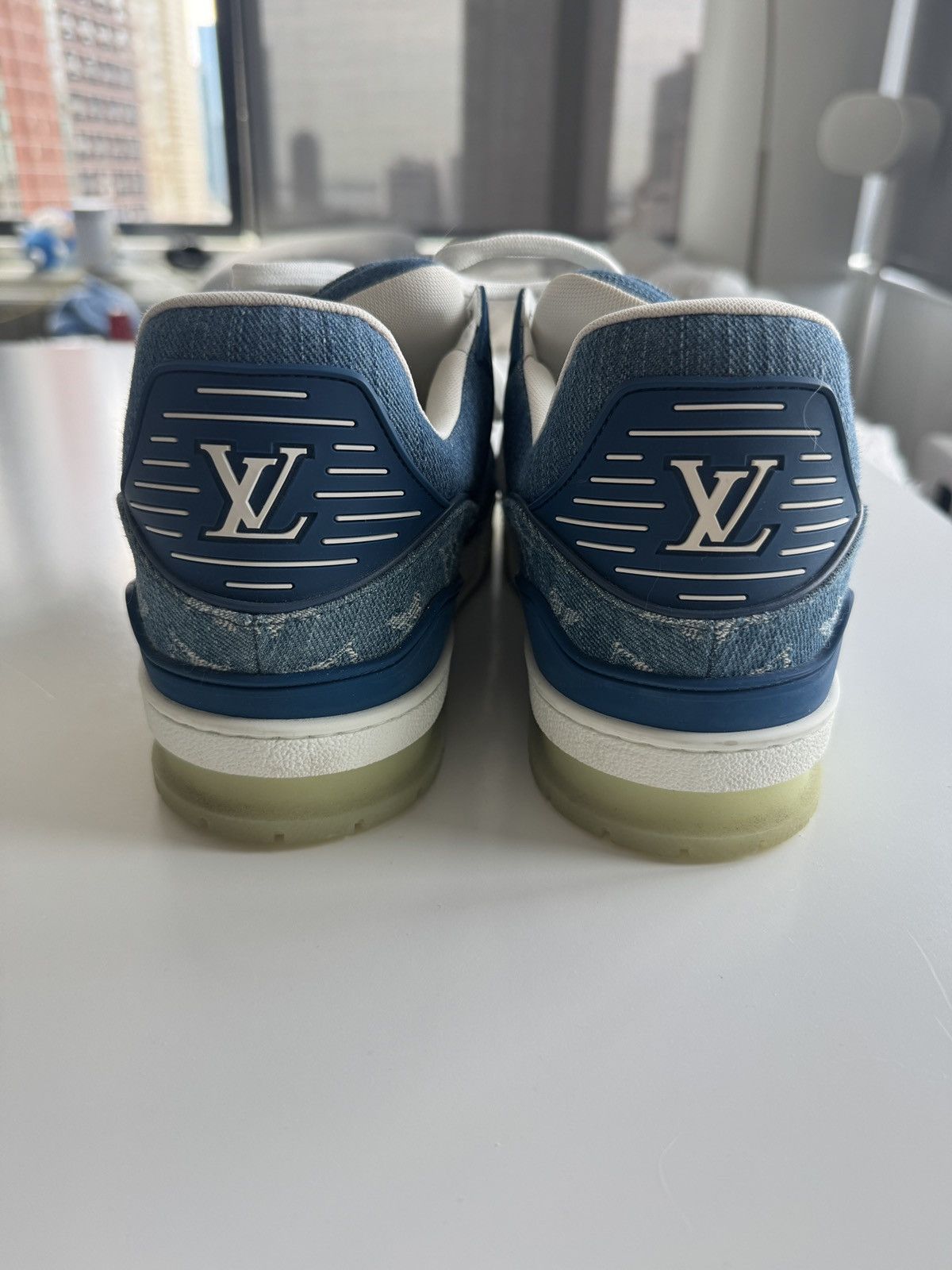 Louis Vuitton Louis Vuitton LV Trainer Monogram Denim Size US 9.5 / EU 42-43 - 4 Thumbnail