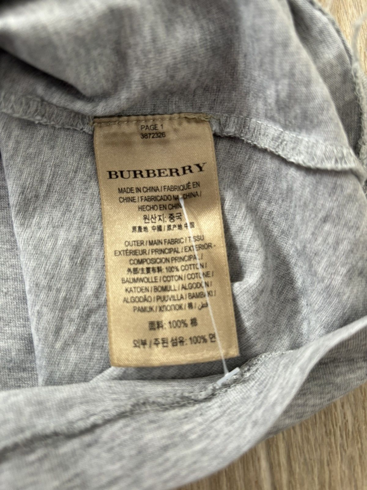 Burberry Burberry y2k men’s T shirt rare Size US XL / EU 56 / 4 - 6 Thumbnail