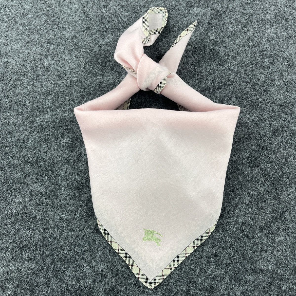 Burberry Burberry Handkerchief / Bandana / Neckerchief B010 Size ONE SIZE - 2 Thumbnail