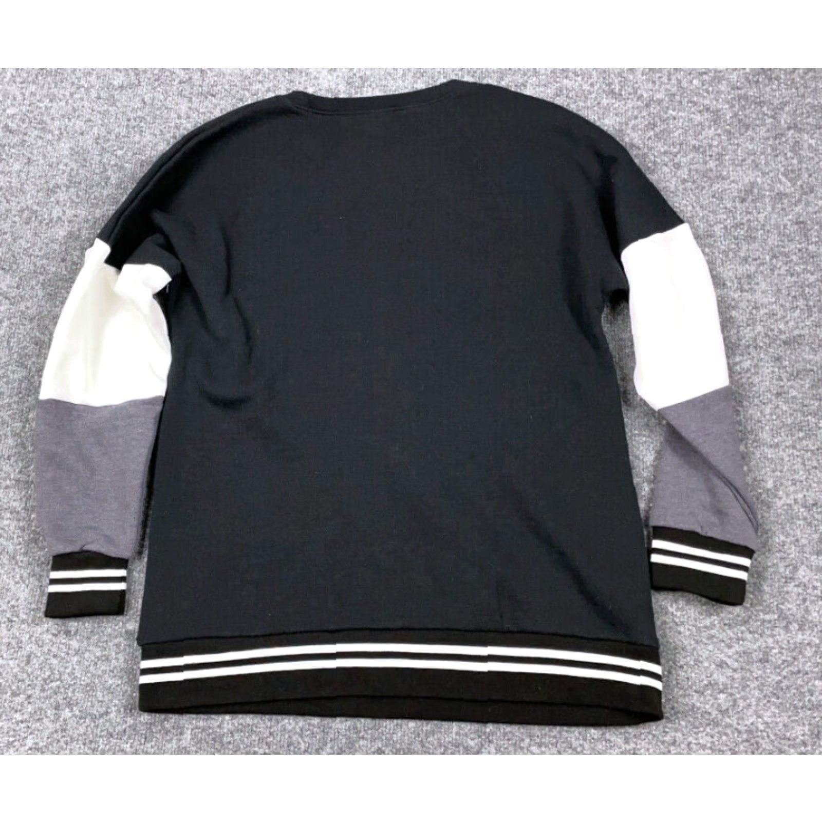 Vintage VTG 90s Black White Gymnastics Print Sweatshirt Women's Medium Stripes Pullover Size M / US 6-8 / IT 42-44 - 2 Thumbnail