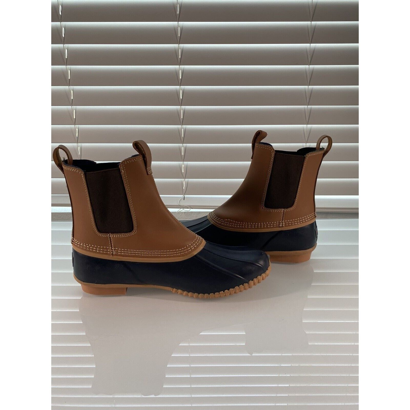 Lands' End Ladies Lands End Chelsea Blue Hazelnut Insulated boot 9.5 Size US 9.5 / IT 39.5 - 3 Thumbnail
