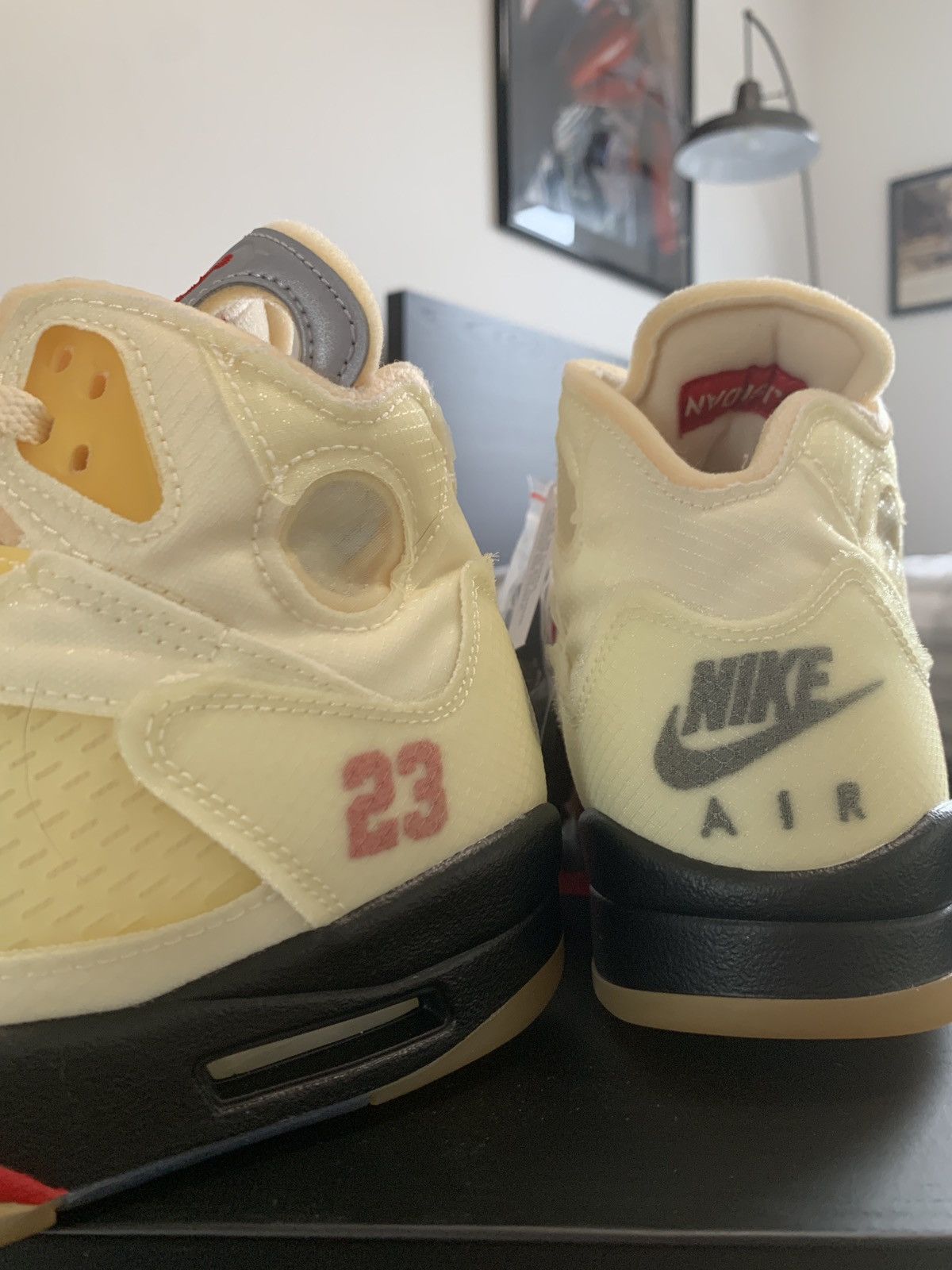 Jordan Brand Off White x Jordan 5 Sail Size US 8 / EU 41 - 13 Thumbnail