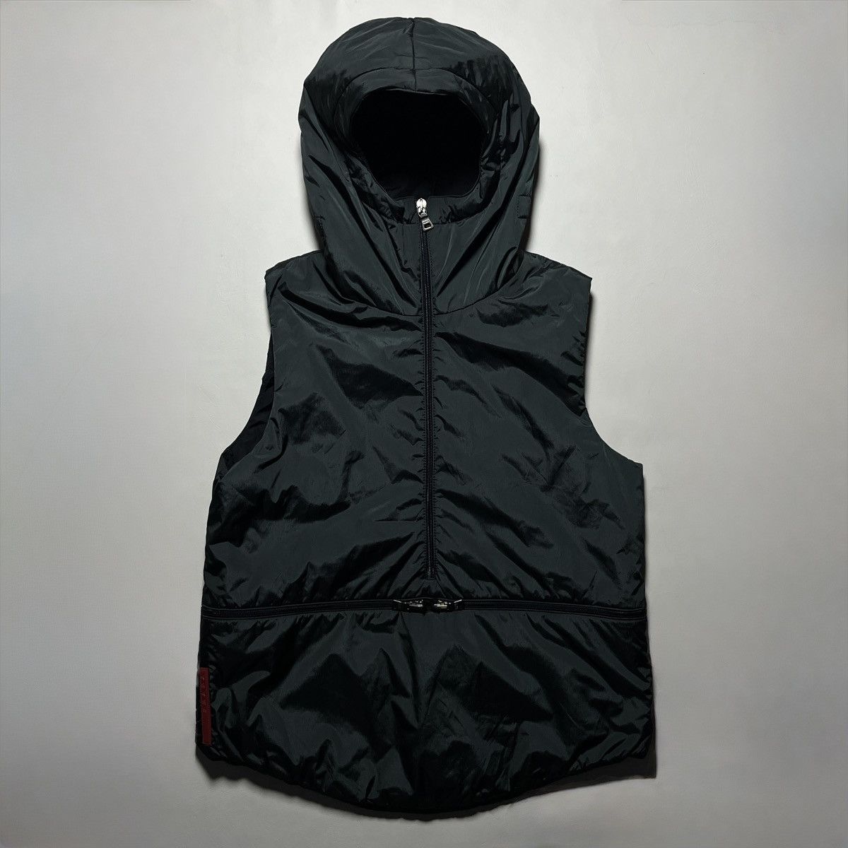 山本和男　PRADA archive down vest Prada Cropped Corduroy Down Vest | Saks Fifth Avenue