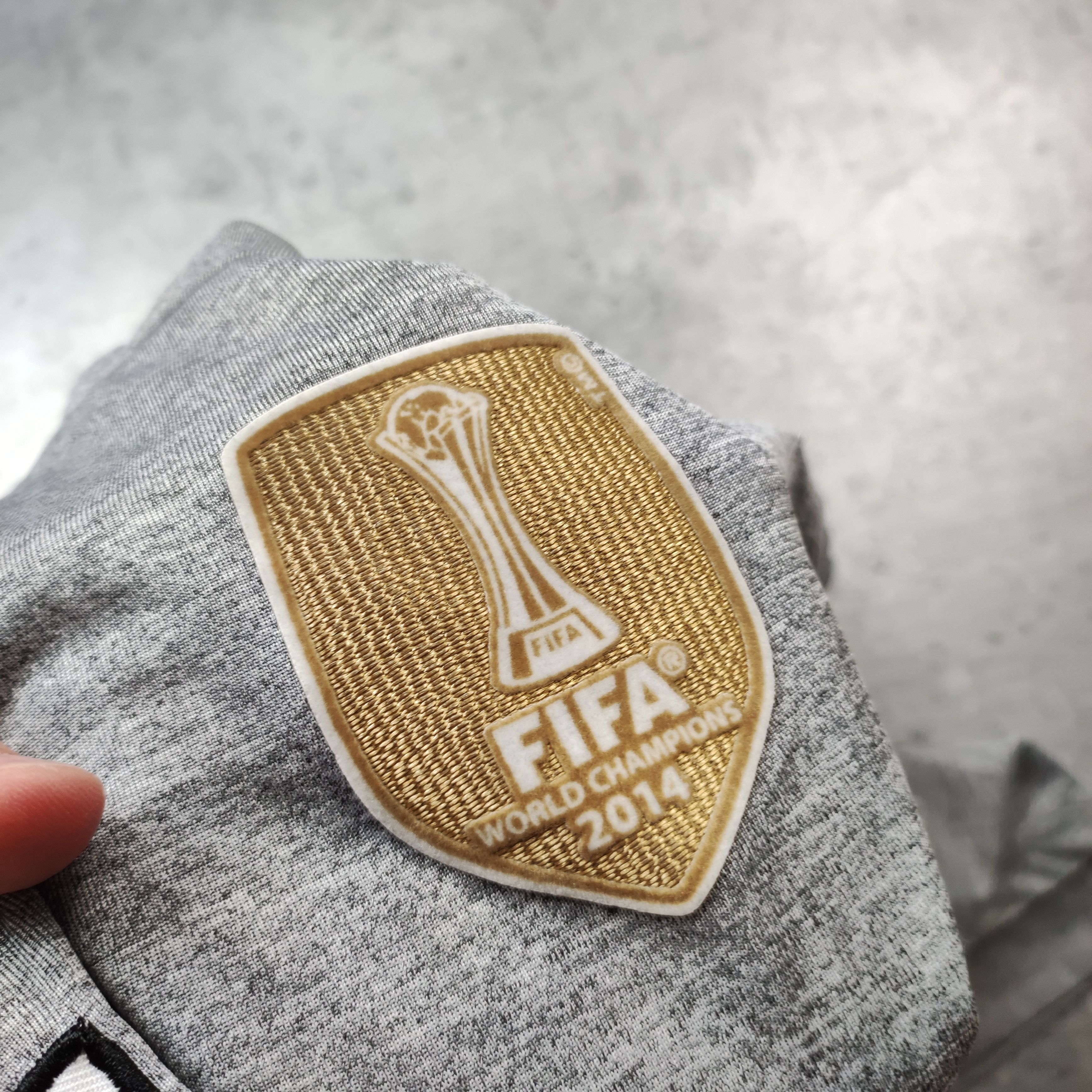 Adidas RARE Cristiano Ronaldo CR7 Real Madrid Away 2015 Jersey Size US M / EU 48-50 / 2 - 7 Thumbnail