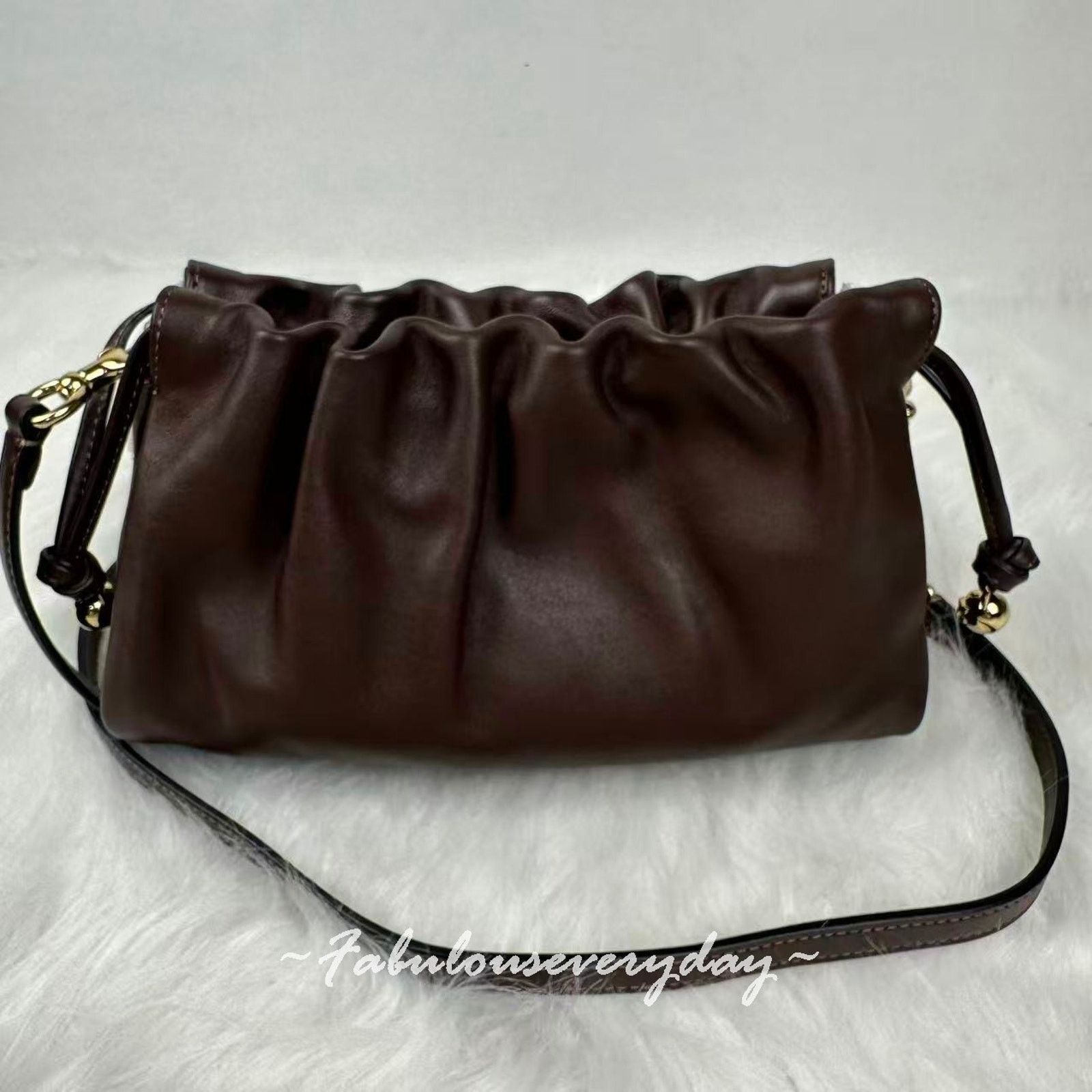 Coach Coach Faye Shoulder Bag Crossbody Leather/Gold/Maple CV529 Size ONE SIZE - 4 Thumbnail