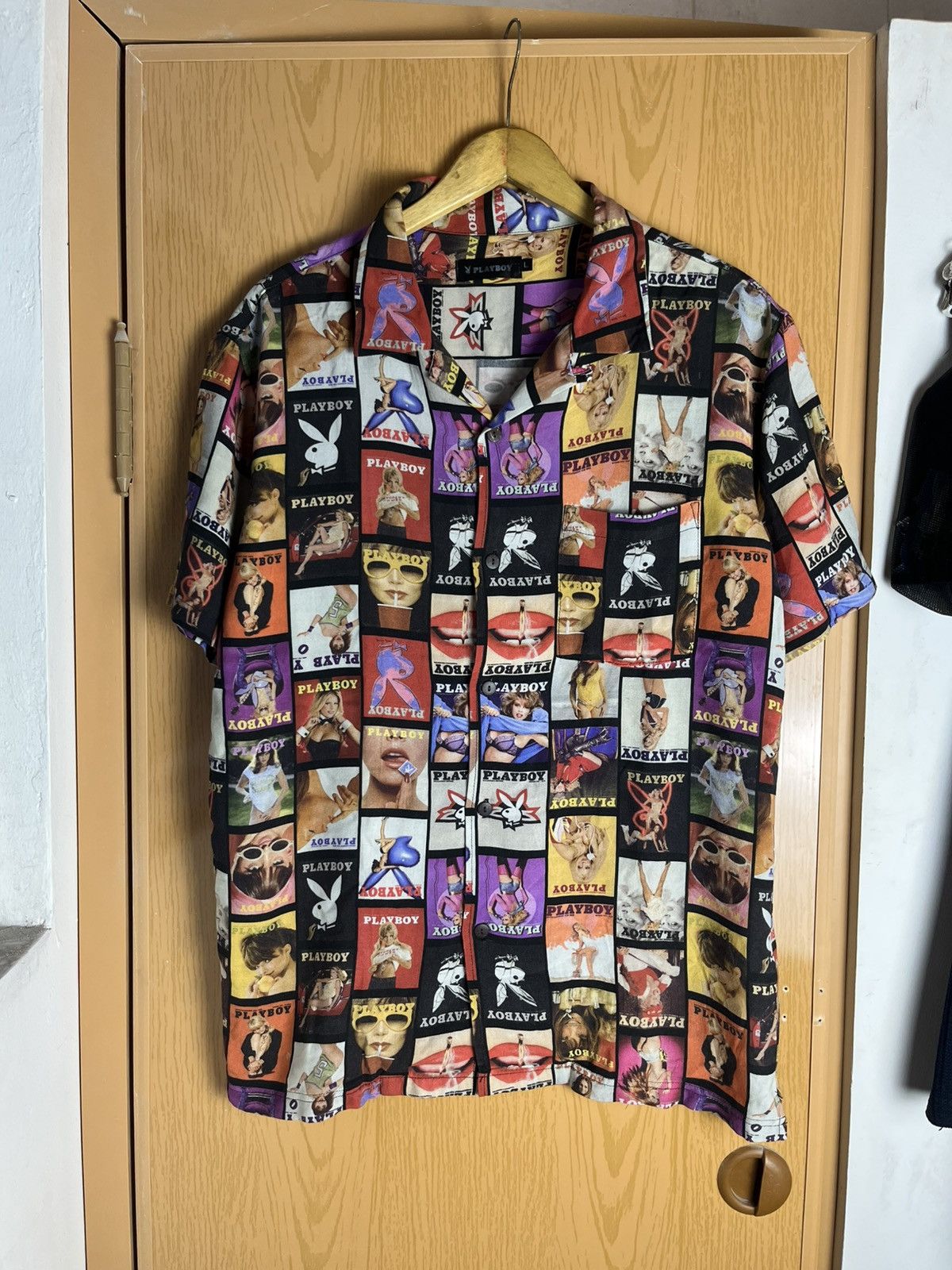 Playboy Playboy magazine cover open collar shirt /hysteric/kapital Size US L / EU 52-54 / 3 - 1 Thumbnail