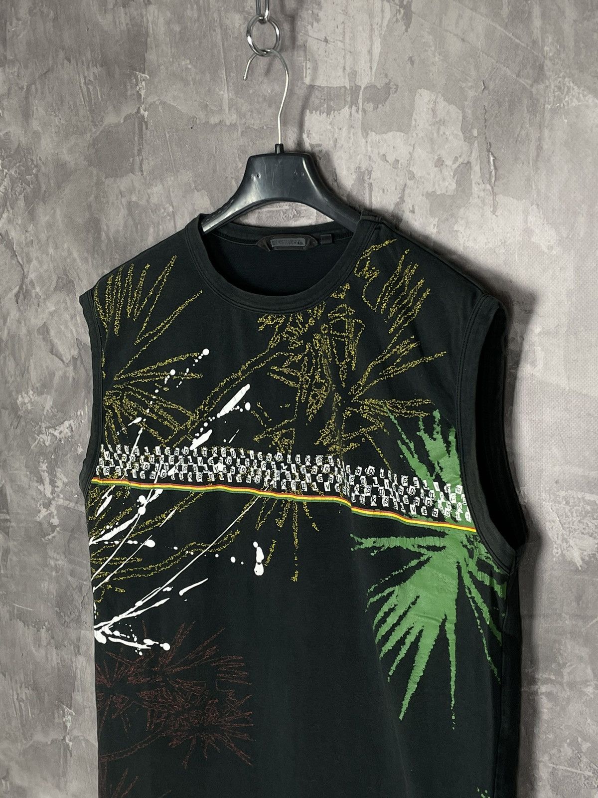 Quiksilver × Vintage Y2K Faded Tank Top Quiksilver Vintage Rasta Tee Streetwear Size US L / EU 52-54 / 3 - 8 Thumbnail