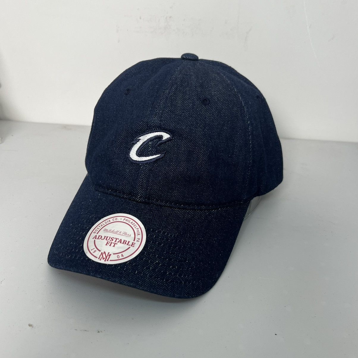 Mitchell & Ness NBA Cleveland Cavaliers Denim Size ONE SIZE - 1 Thumbnail