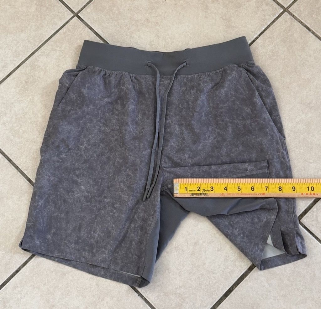 Lululemon LULULEMON T.H.E SHORT 7” GRAVEL DUST ASPHALT GREY SIZE SMALL Size US 29 - 3 Thumbnail