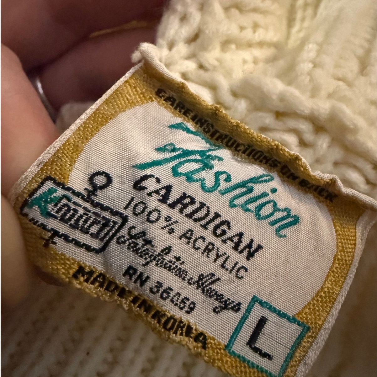 Vintage Vintage 1960's Bone White Mid Century Cardigan Sweater Size L / US 10 / IT 46 - 11 Thumbnail