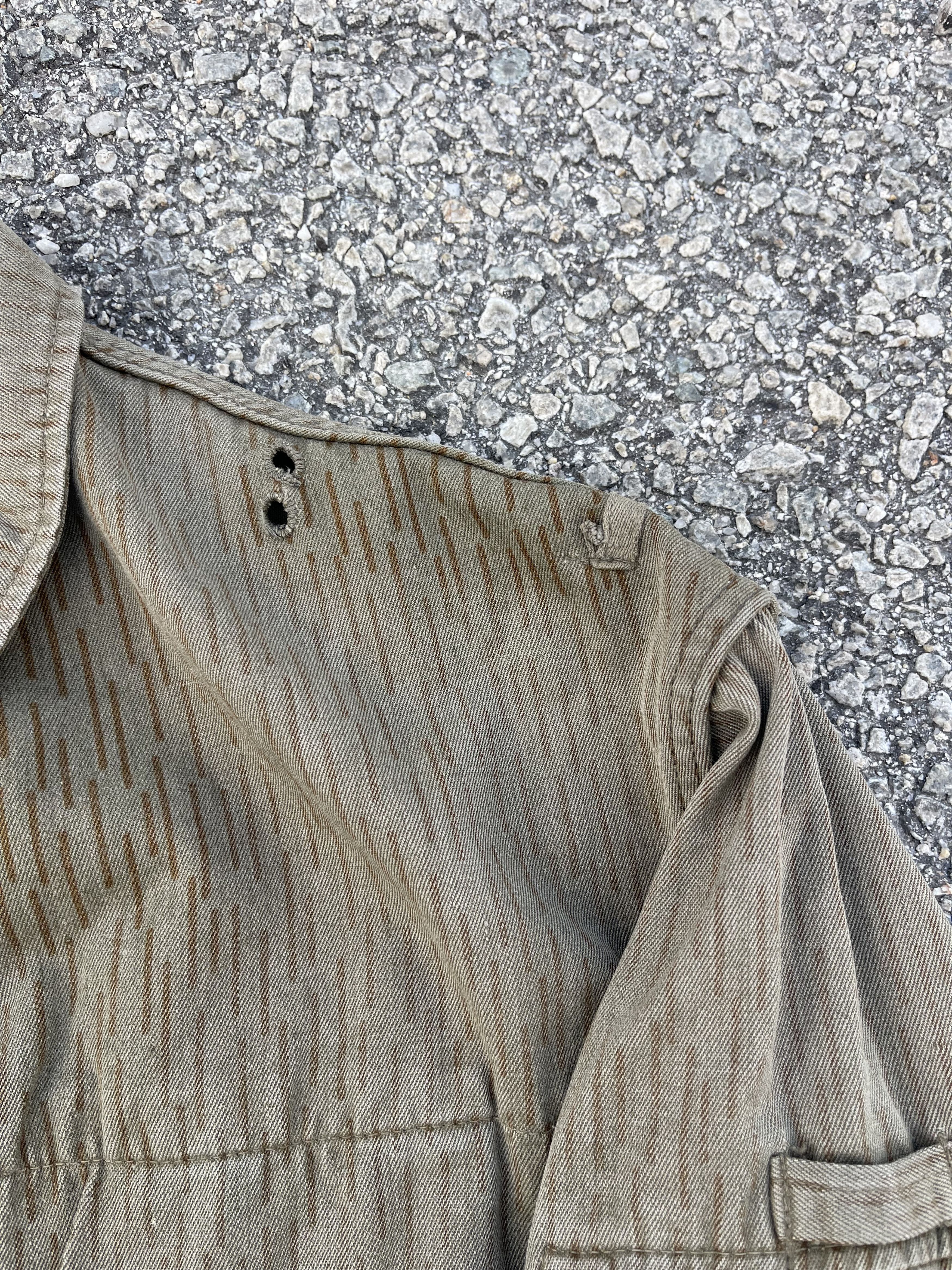 Vintage Vintage 60s East Germany Camouflage Rain Drop Jacket Size US L / EU 52-54 / 3 - 5 Thumbnail