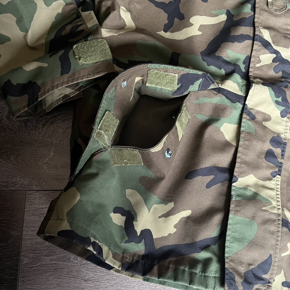 Vintage Vintage 1990s US Military Army Cold Weather Camo Print Parka Size US M / EU 48-50 / 2 - 7 Thumbnail