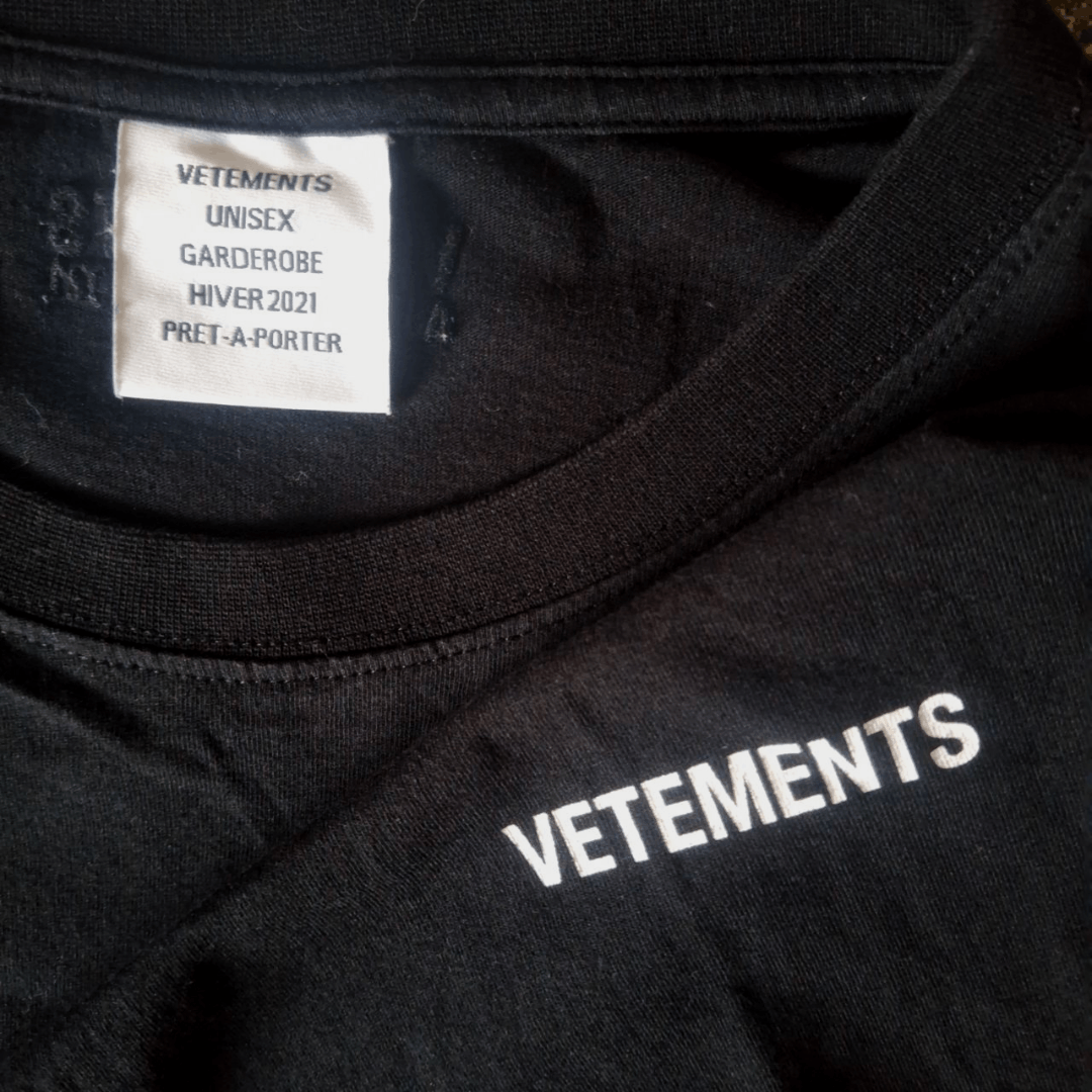 Vetements Vetements AW21 Logo T-Shirt Black Front & Back Logo Size US M / EU 48-50 / 2 - 4 Thumbnail