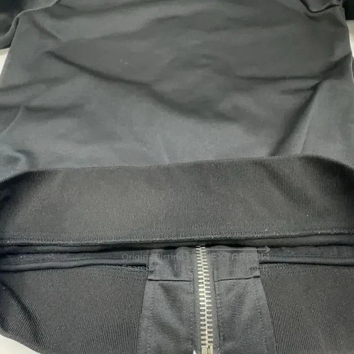 Givenchy Givenchy Logo Embroidered Zip Color. Size US XXS / EU 40 - 7 Thumbnail