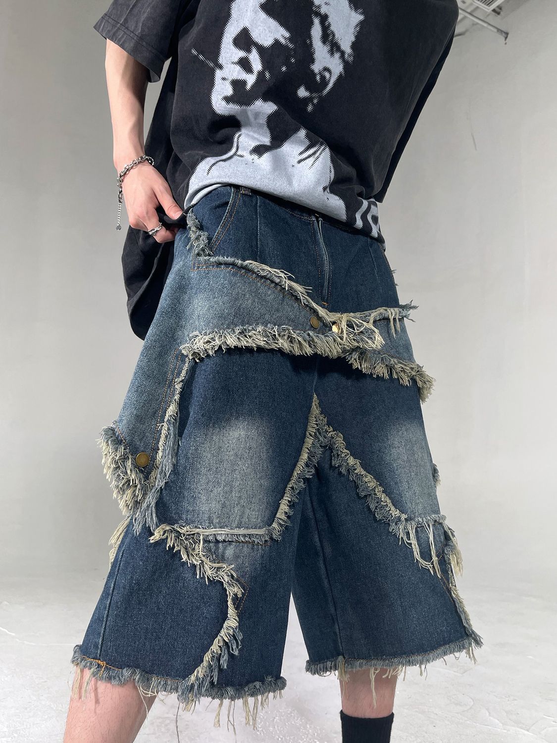 Japanese Brand retro star patch tassel men denim shorts Size US 32 / EU 48 - 1 Thumbnail