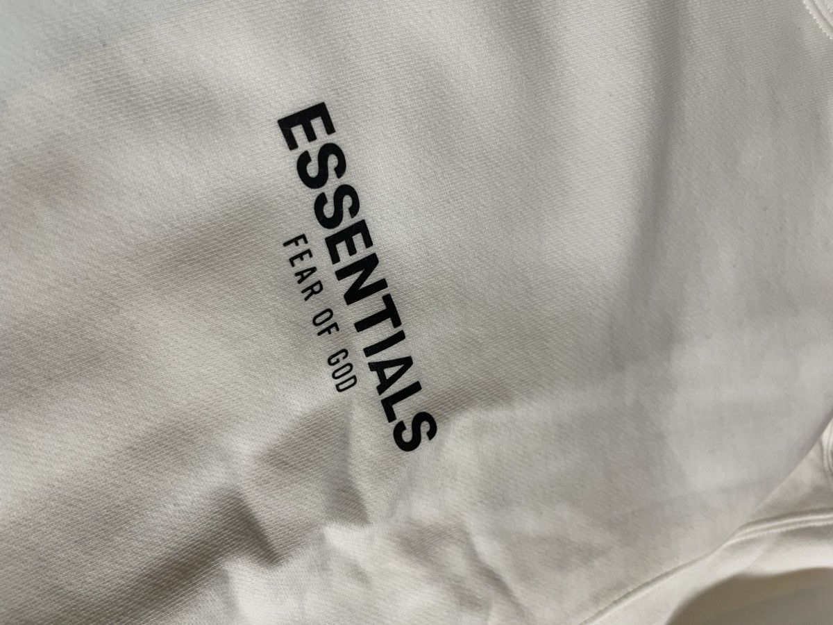 Essentials Fear of God Essentials Pull-over Mockneck Sweatshirts White Size US XS / EU 42 / 0 - 5 Thumbnail