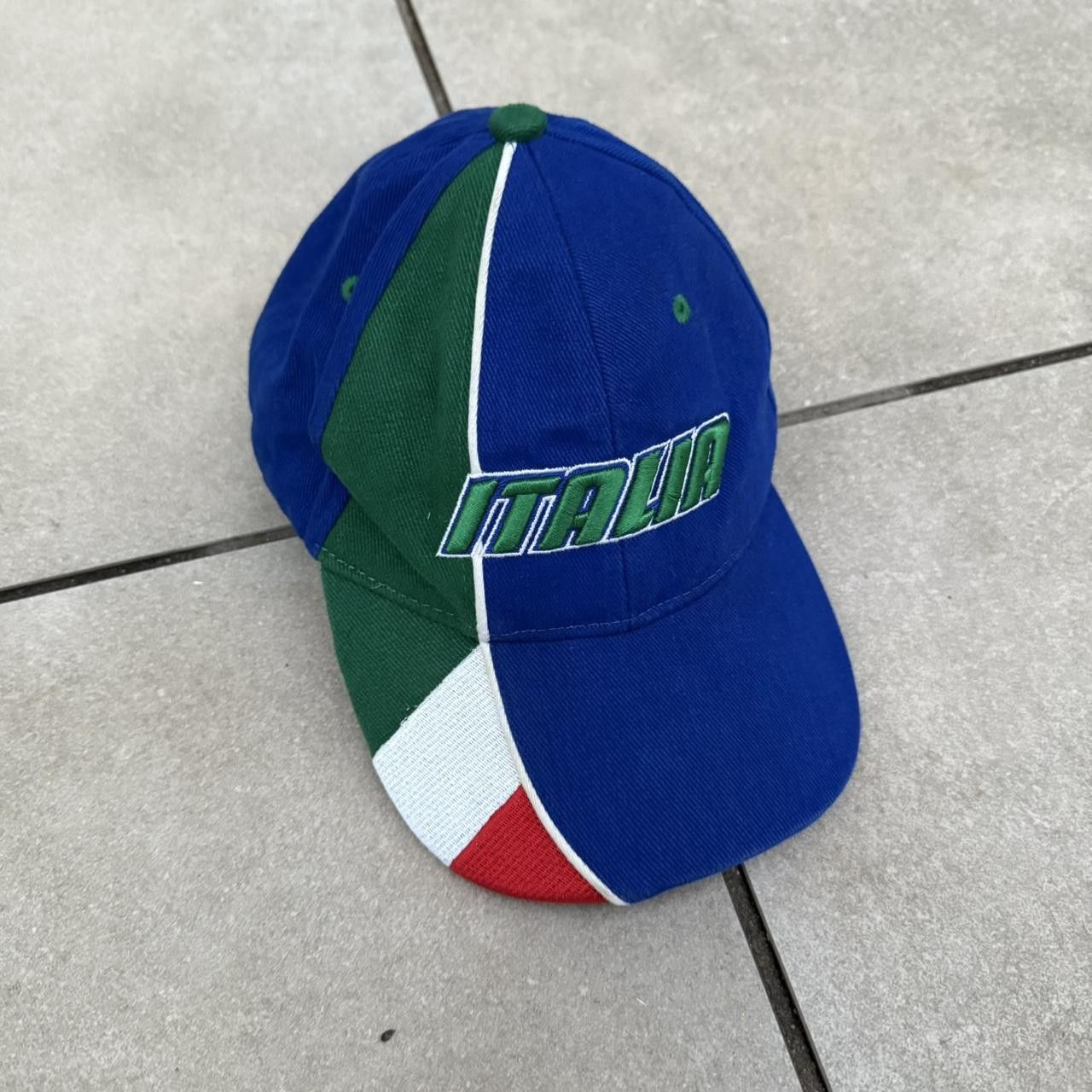 Vintage Italy baseball cap with green and blue details Size ONE SIZE - 2 Thumbnail