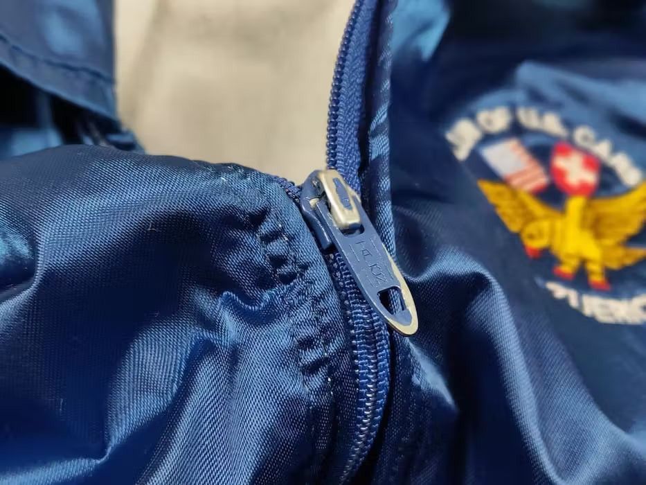 Delong Vintage 90' Delong Light Blue Bomber Jacket Club of U.S. Car Size US L / EU 52-54 / 3 - 5 Thumbnail