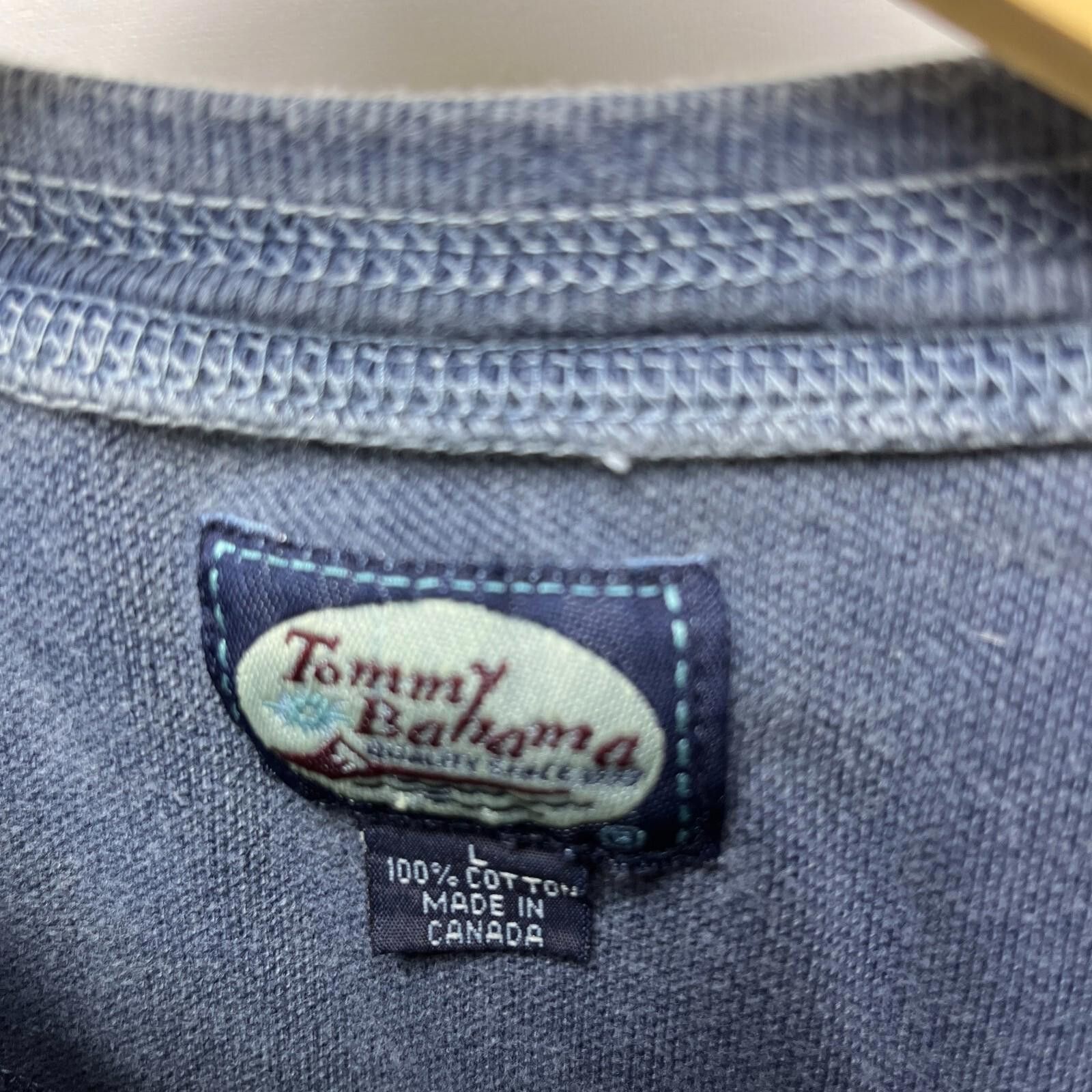 Tommy Bahama Vintage 90s Tommy Bahama Fish Pocket T-Shirt Faded Large Size US L / EU 52-54 / 3 - 4 Thumbnail