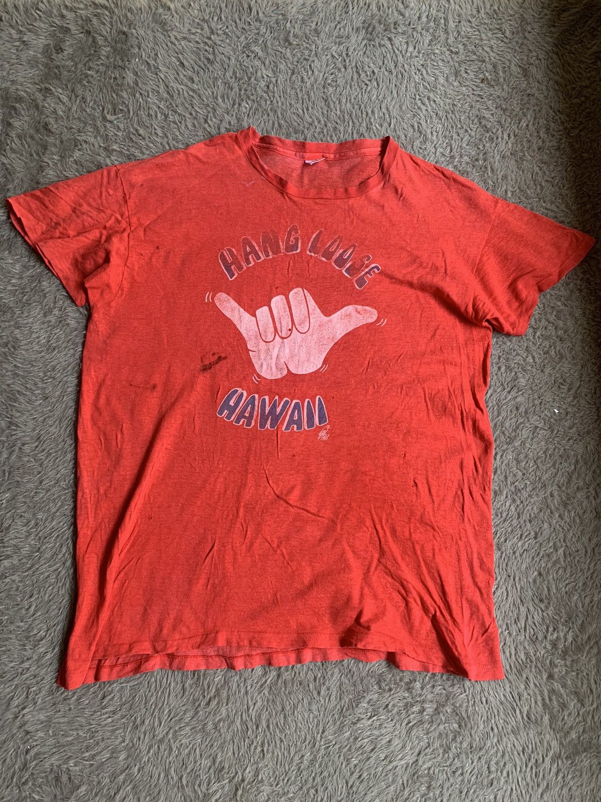 Vintage Vintage 70s Trashed Hang Loose Hawaii Tshirt Tee Size US XL / EU 56 / 4 - 1 Thumbnail