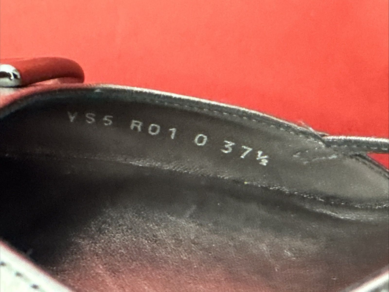 Valentino New Valentino Garavani VLOGO 80 Slingback Pump. 37.5. Size US 7.5 / IT 37.5 - 12 Thumbnail