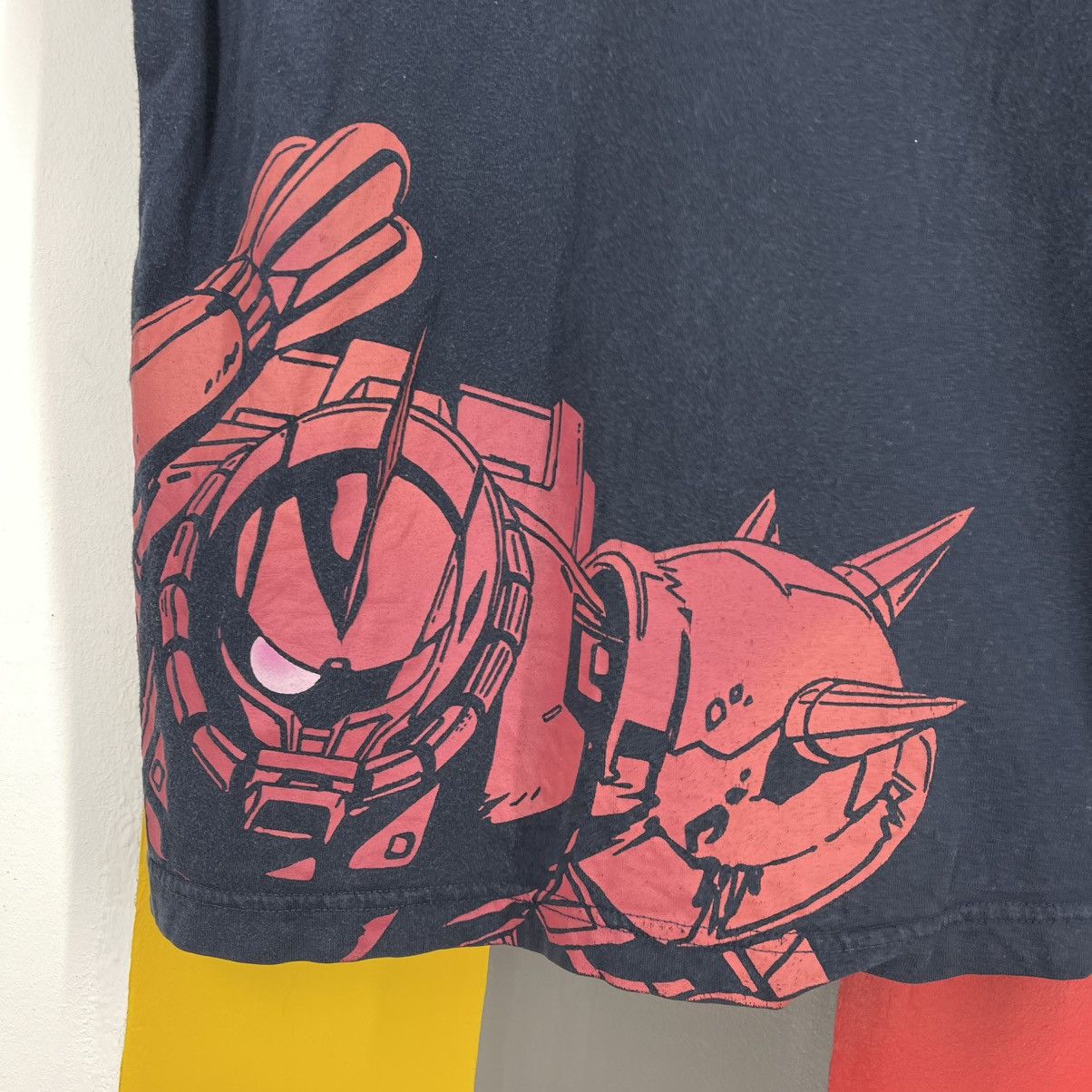 Uniqlo GUNDAM x UNIQLO Crew Neck T Shirt #2004/13 Size US L / EU 52-54 / 3 - 2 Thumbnail