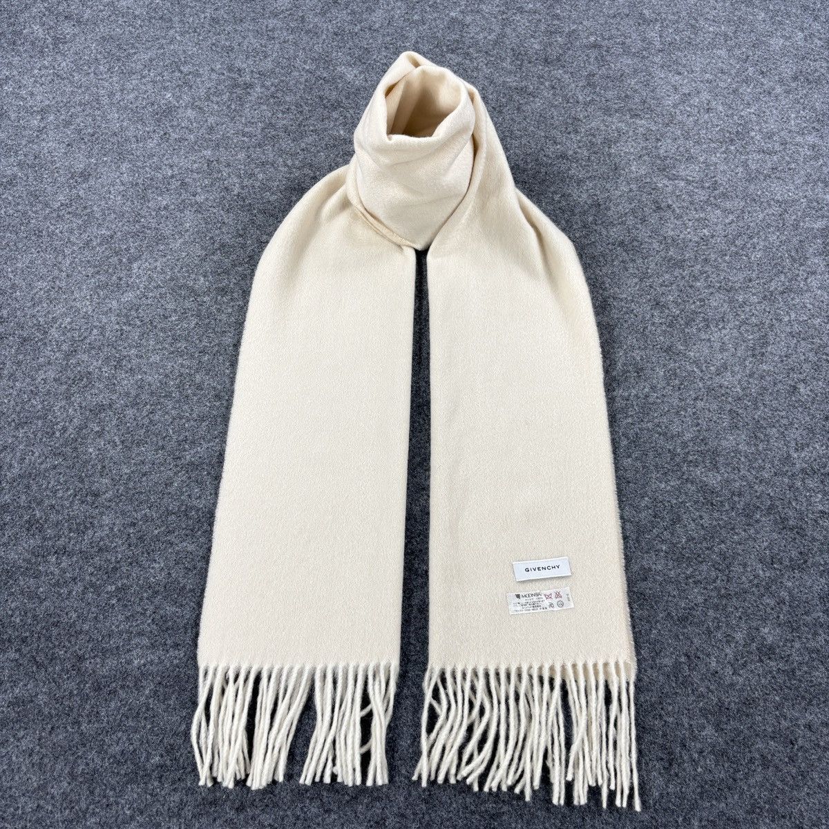 Givenchy Givenchy Scarf # D745 # Muffler # Neckwear Size ONE SIZE - 1 Thumbnail