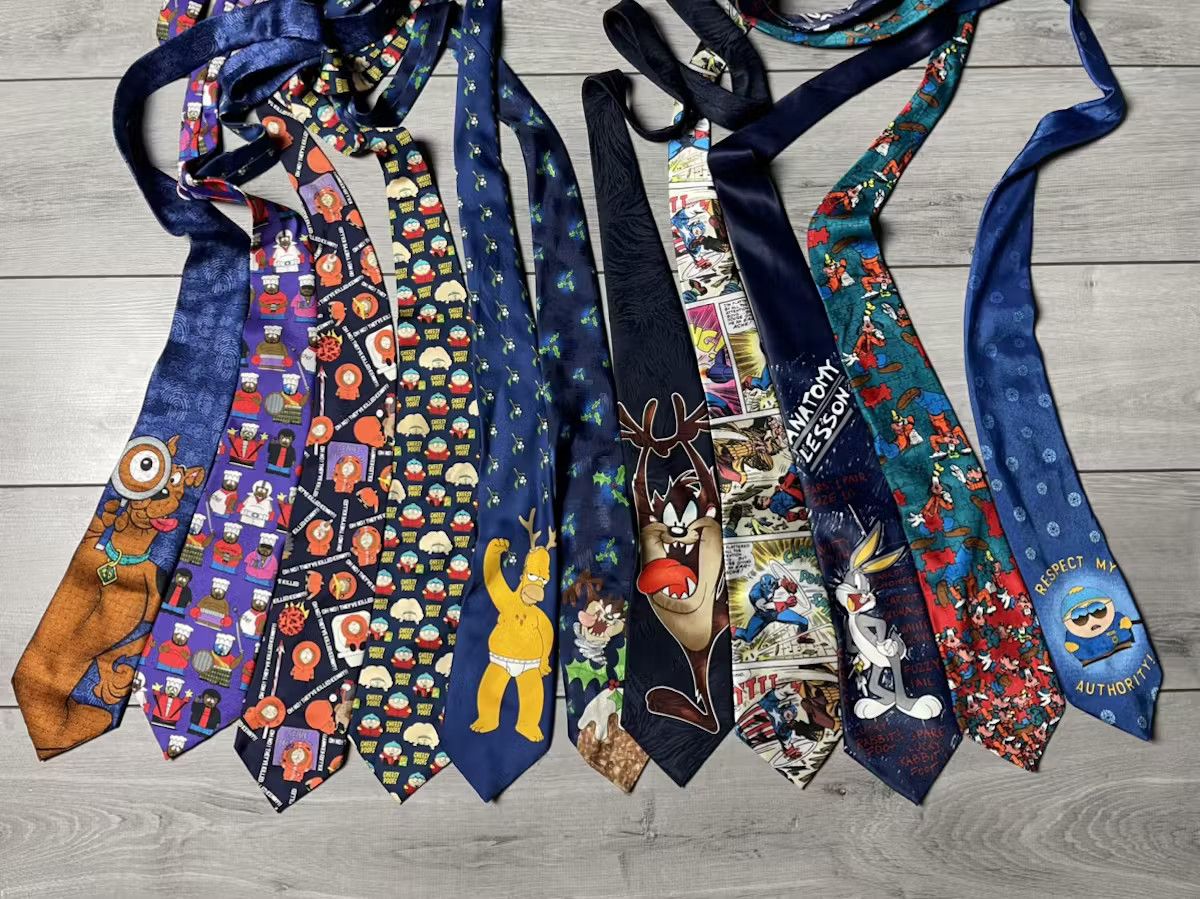 Disney anima ties pack 11x Simpsons Warner bros south park