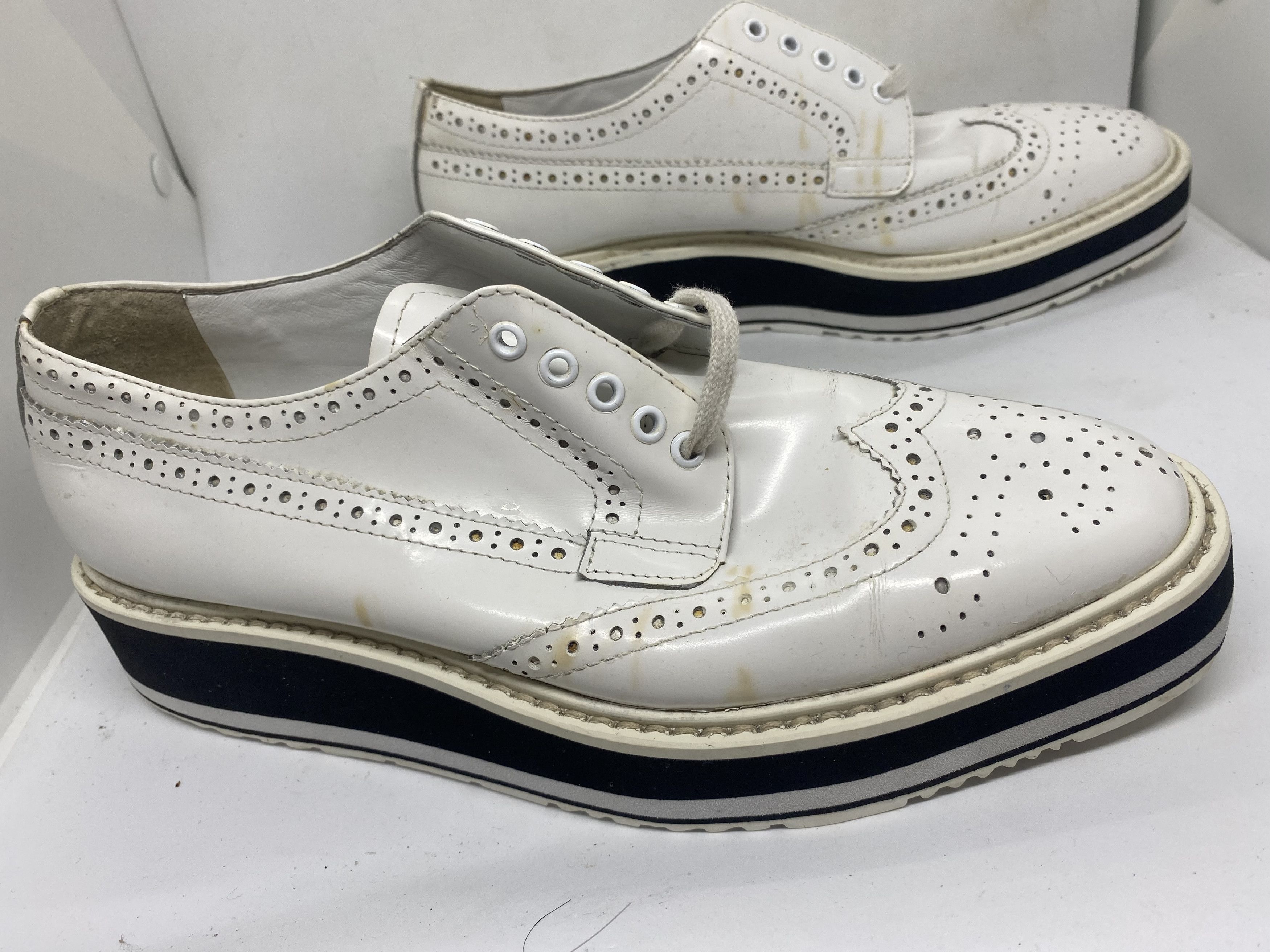 Prada Vintage prada white size 39 Size US 9 / EU 42 - 3 Thumbnail