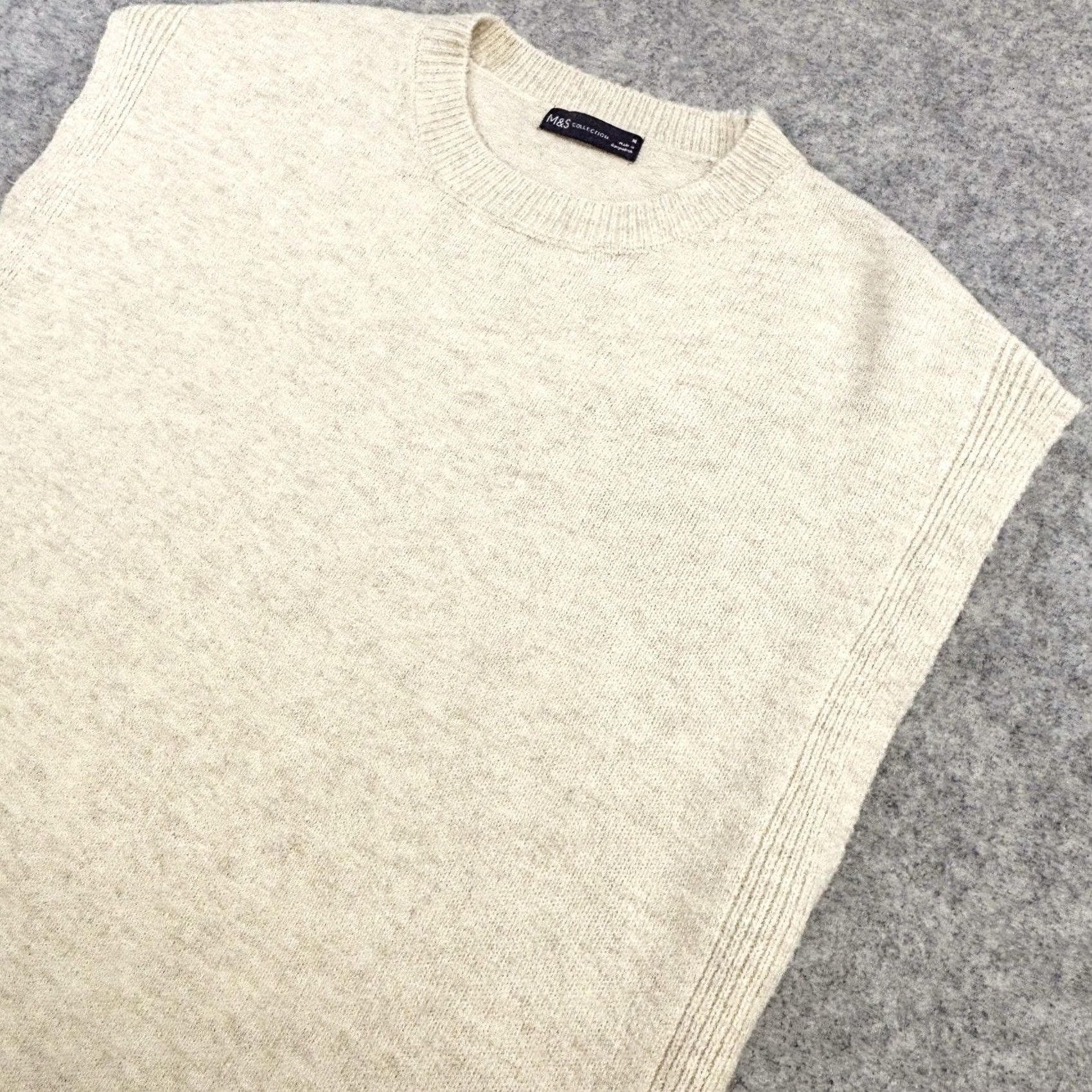 Vintage M&S Collection Vest Jumper Medium Relaxed Oatmeal Women’s Used Size M / US 6-8 / IT 42-44 - 5 Thumbnail