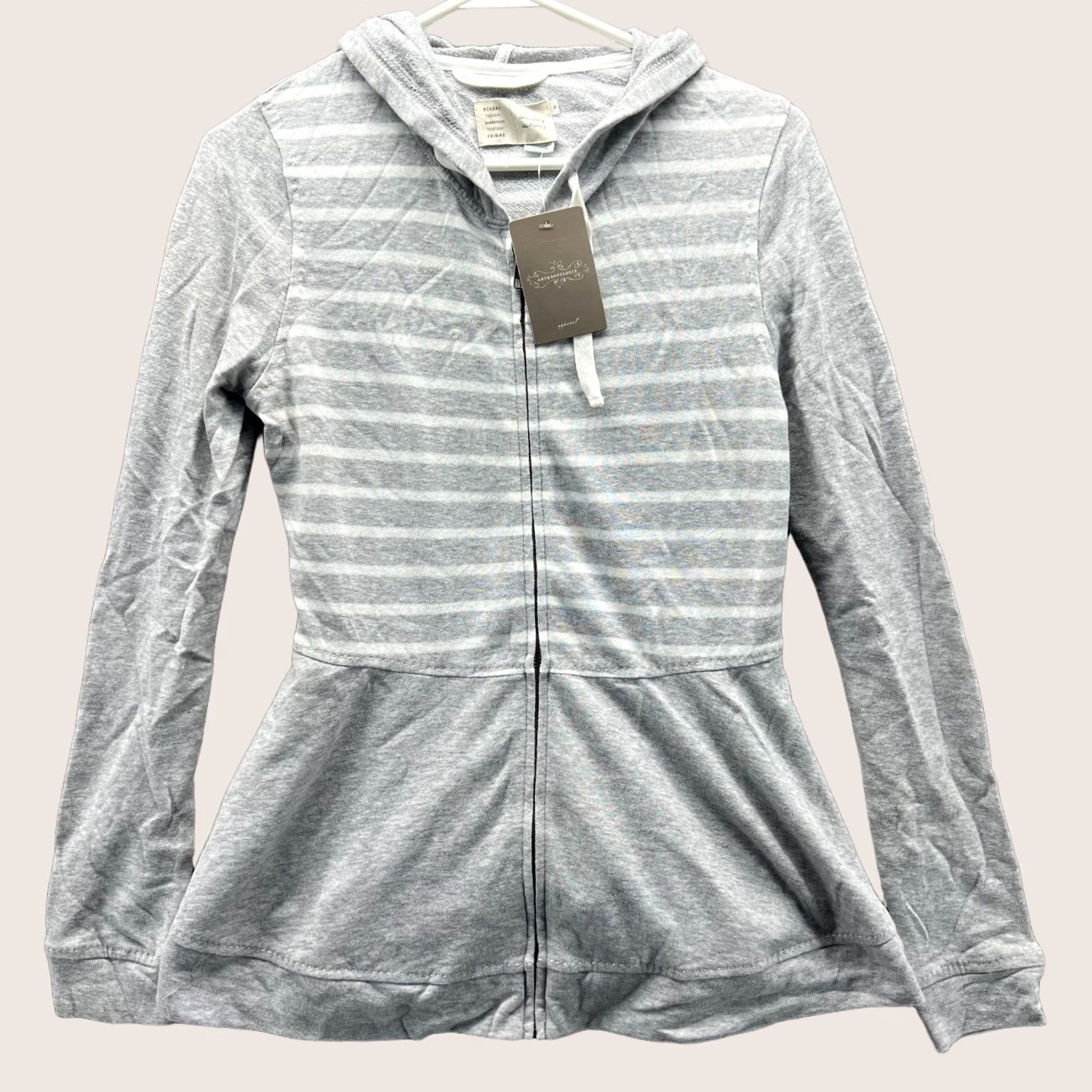 Anthropologie Anthropologie Jacket Women M Gray Striped Full Zip Fleece Size M / US 6-8 / IT 42-44 - 1 Thumbnail
