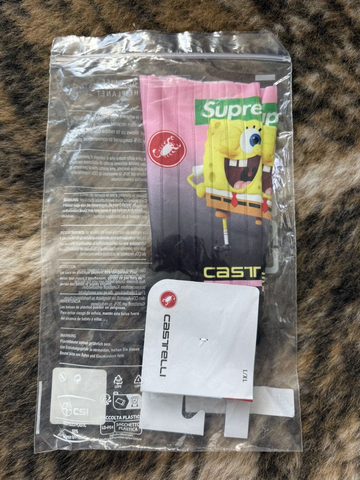 Supreme SUPREME SPONGEBOB CASTELLI CYCLING SOCK | Grailed
