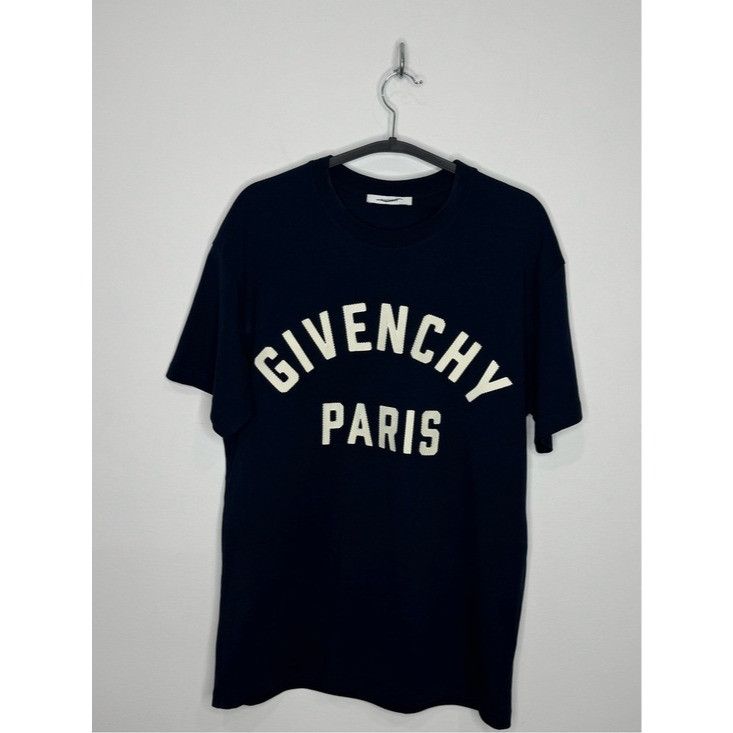 Givenchy Givenchy Lettering-Print T-Shirt Navy Blue White Men’s Small Size US S / EU 44-46 / 1 - 1 Thumbnail