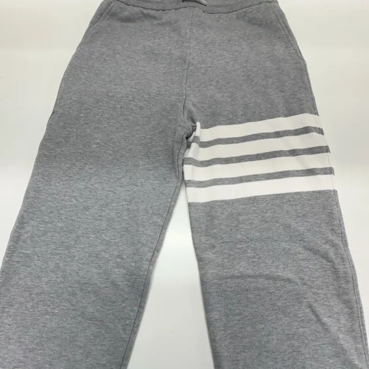 Thom Browne Thom Browne Classic Grey Knit Sport Pants -2507 Size US 26 / EU 42 - 5 Thumbnail