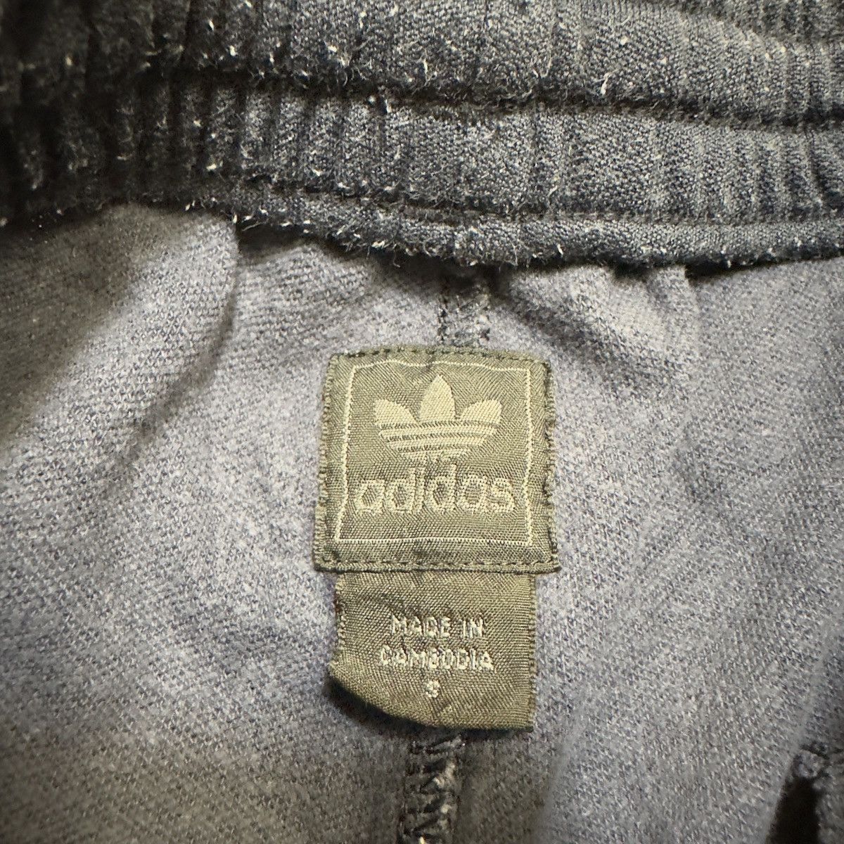 Adidas × Vintage Vintage Adidas Originals pants Size US 30 / EU 46 - 4 Thumbnail