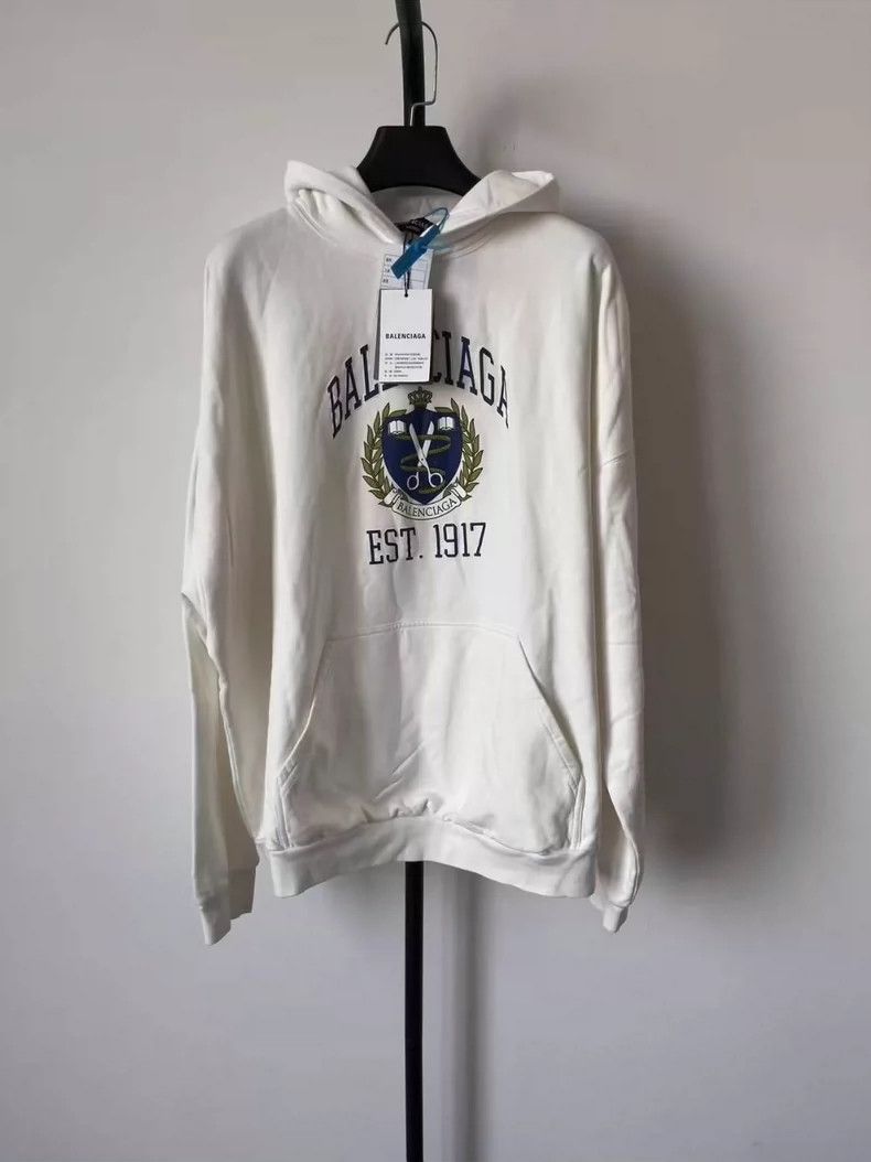 Balenciaga Balenciaga Letter Logo printed hooded long sleeve sweatshi Size US M / EU 48-50 / 2 - 1 Thumbnail